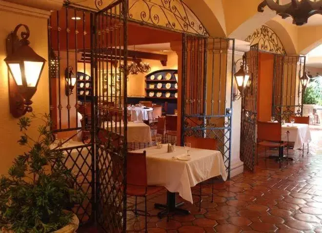 Restaurant/Places to Eat in Hotel Encanto de Las Cruces