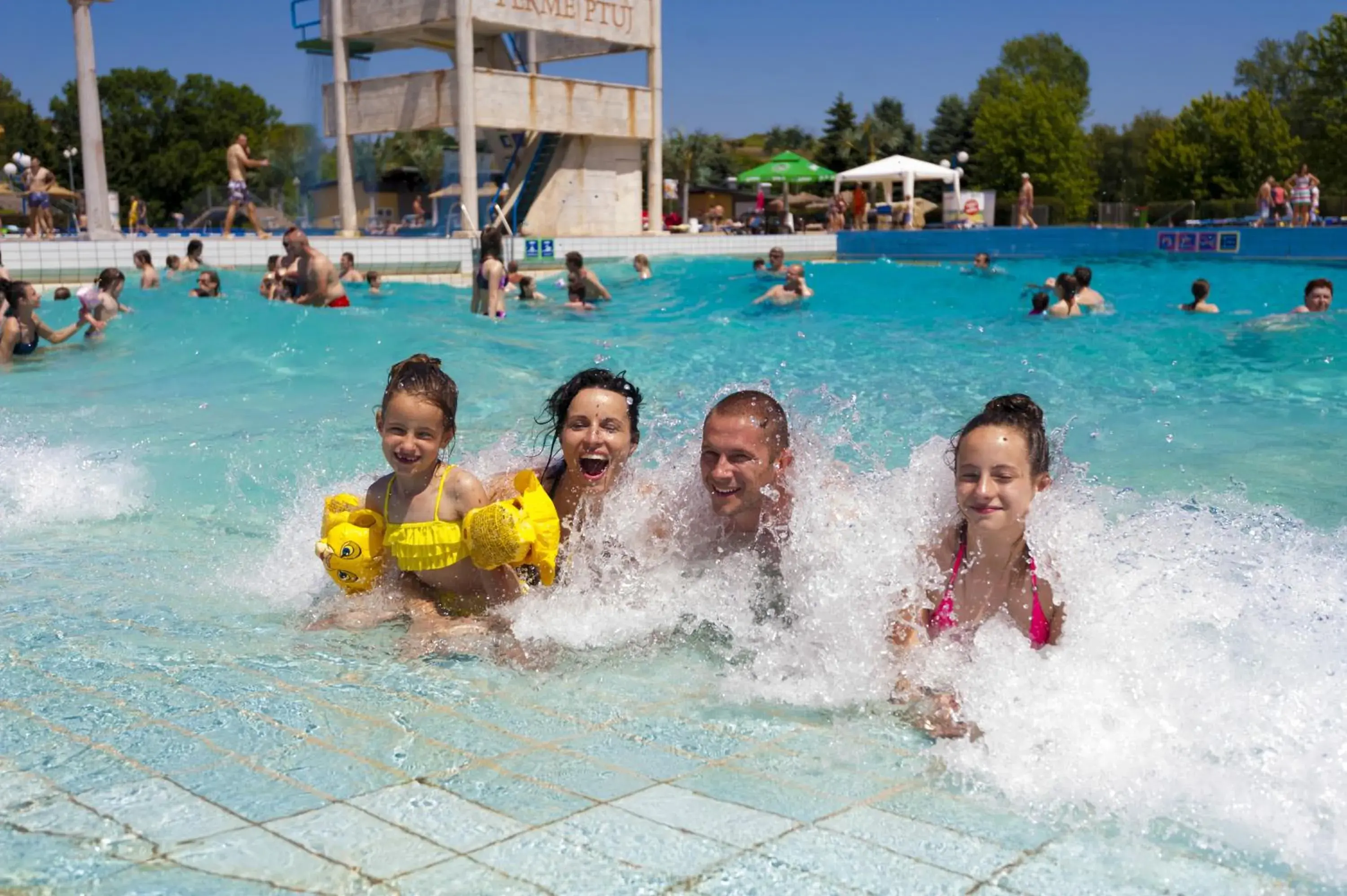 Swimming Pool in Grand Hotel Primus - Terme Ptuj - Sava Hotels & Resorts