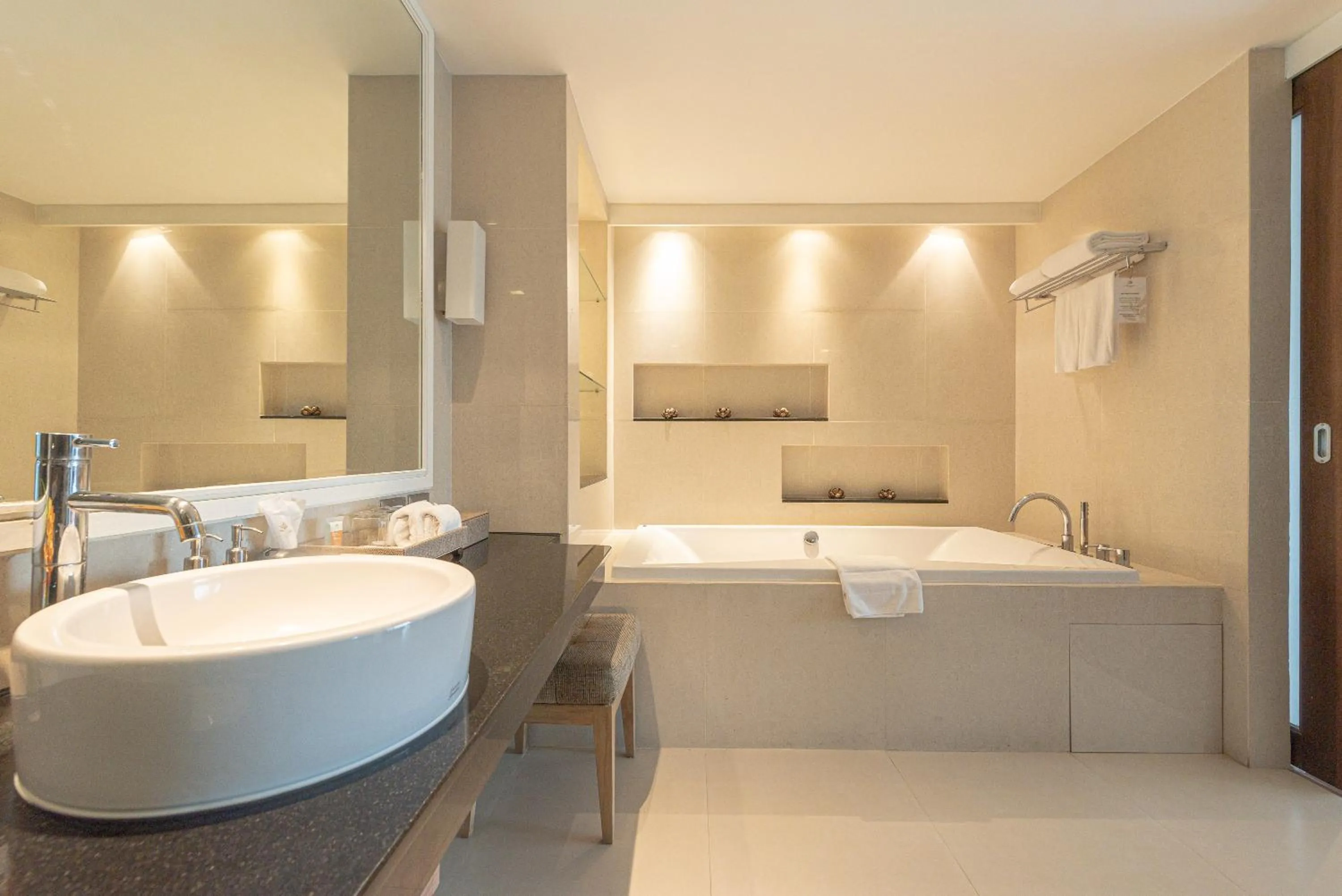 Bathroom in Summit Windmill Golf Suite Hotel at Suvarnabhumi