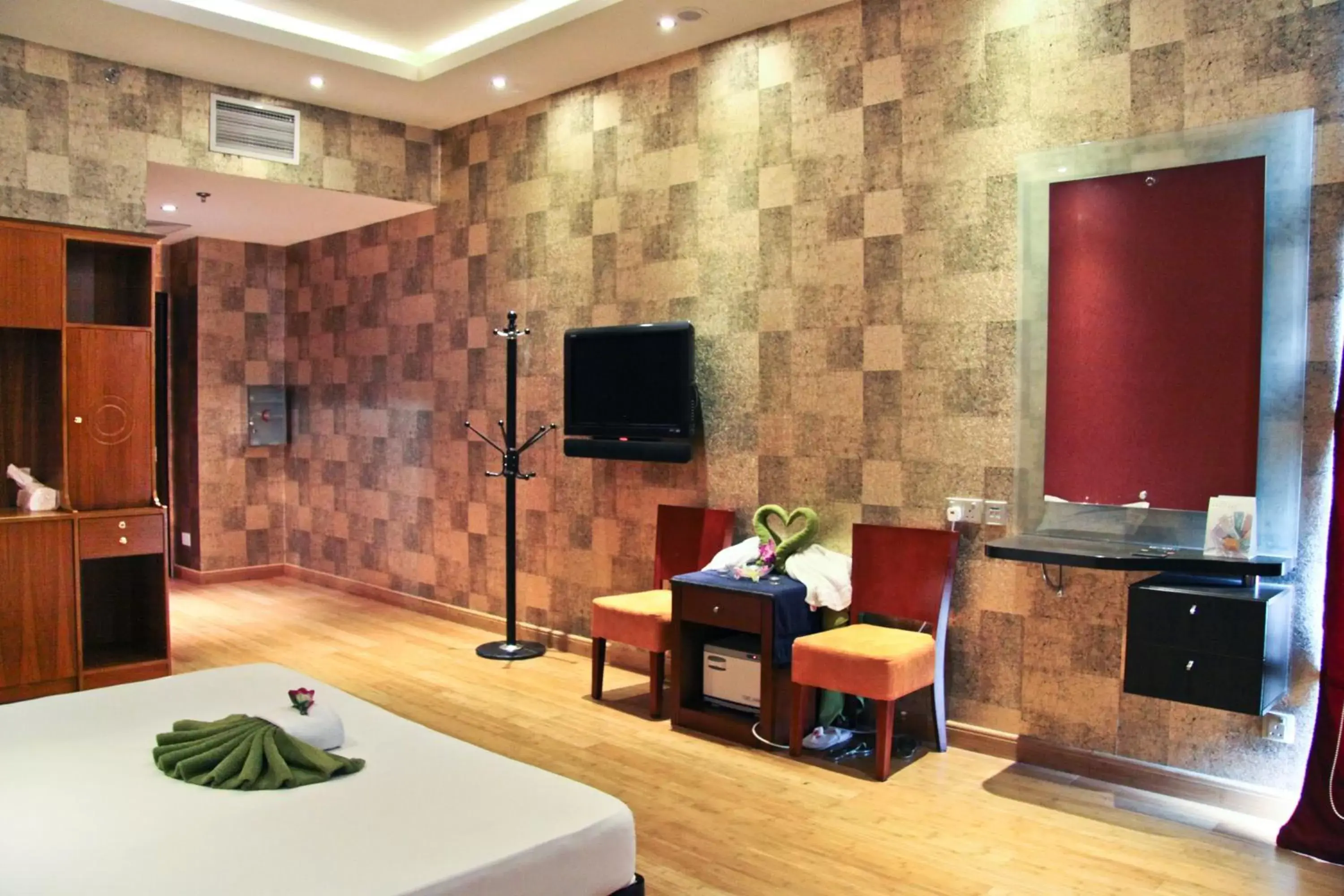 Massage, TV/Entertainment Center in Ramee Rose Hotel