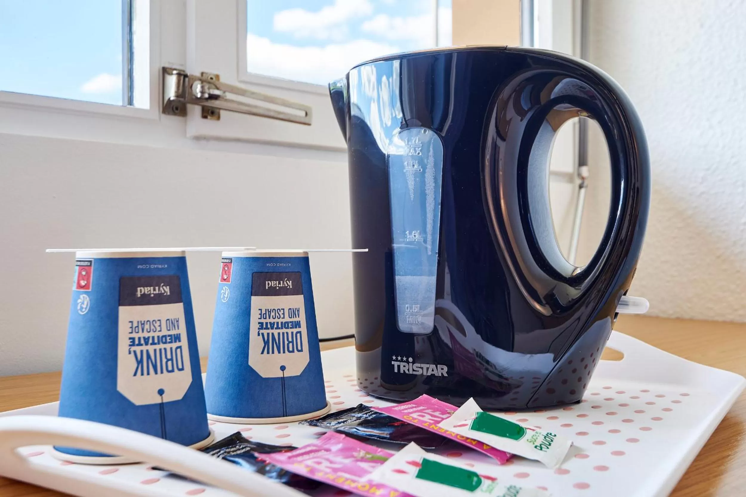 Coffee/tea facilities in Kyriad Tarbes Bastillac