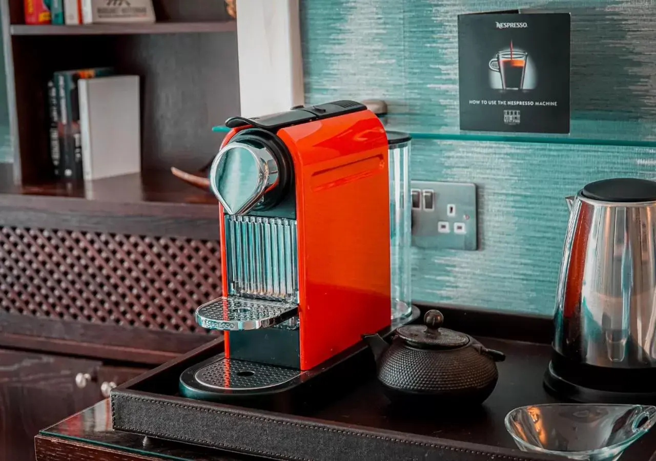 Coffee/Tea Facilities in The West Park Hotel