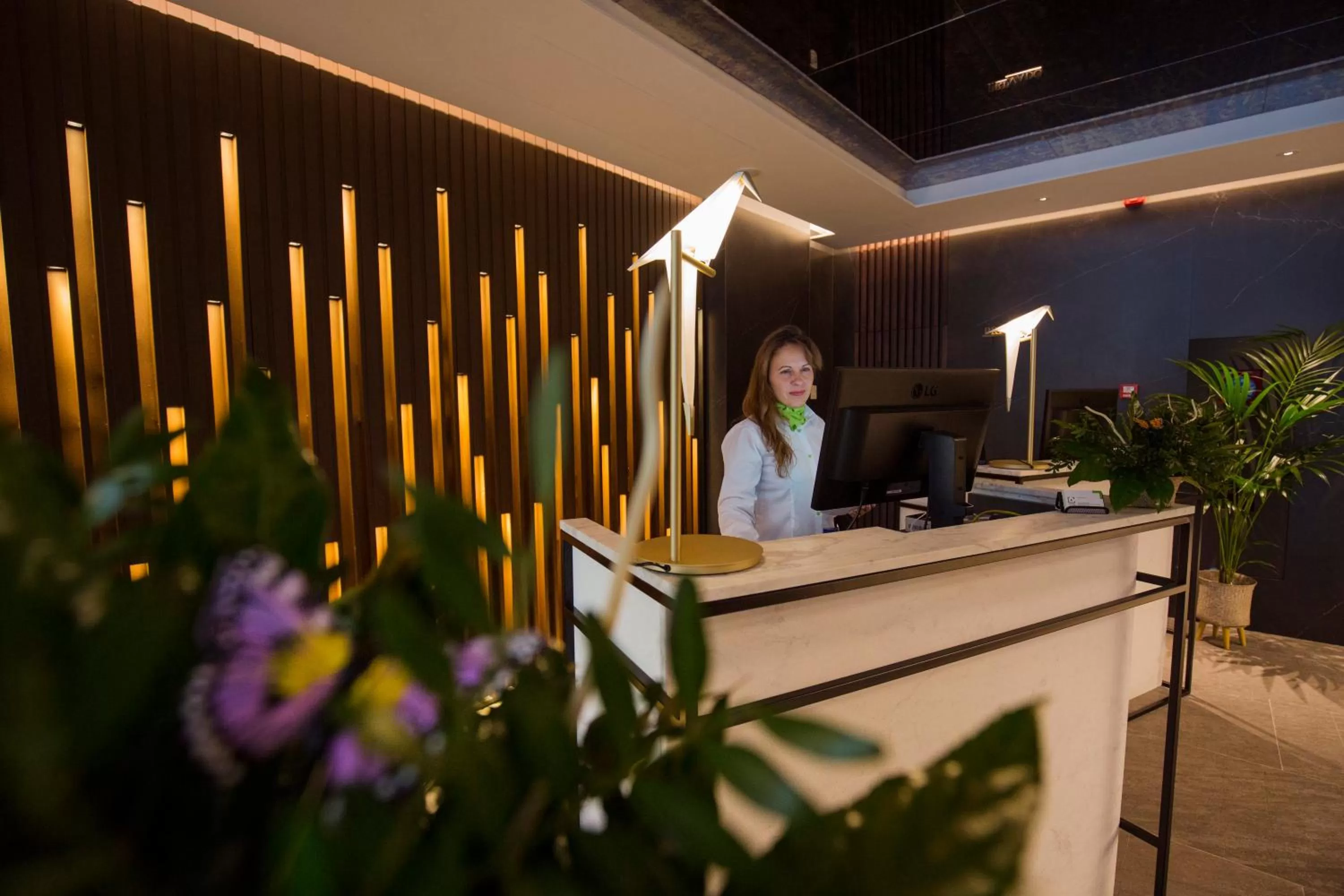 Staff in Yomo Centric