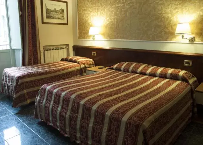 Bedroom, Bed in Hotel Agorà