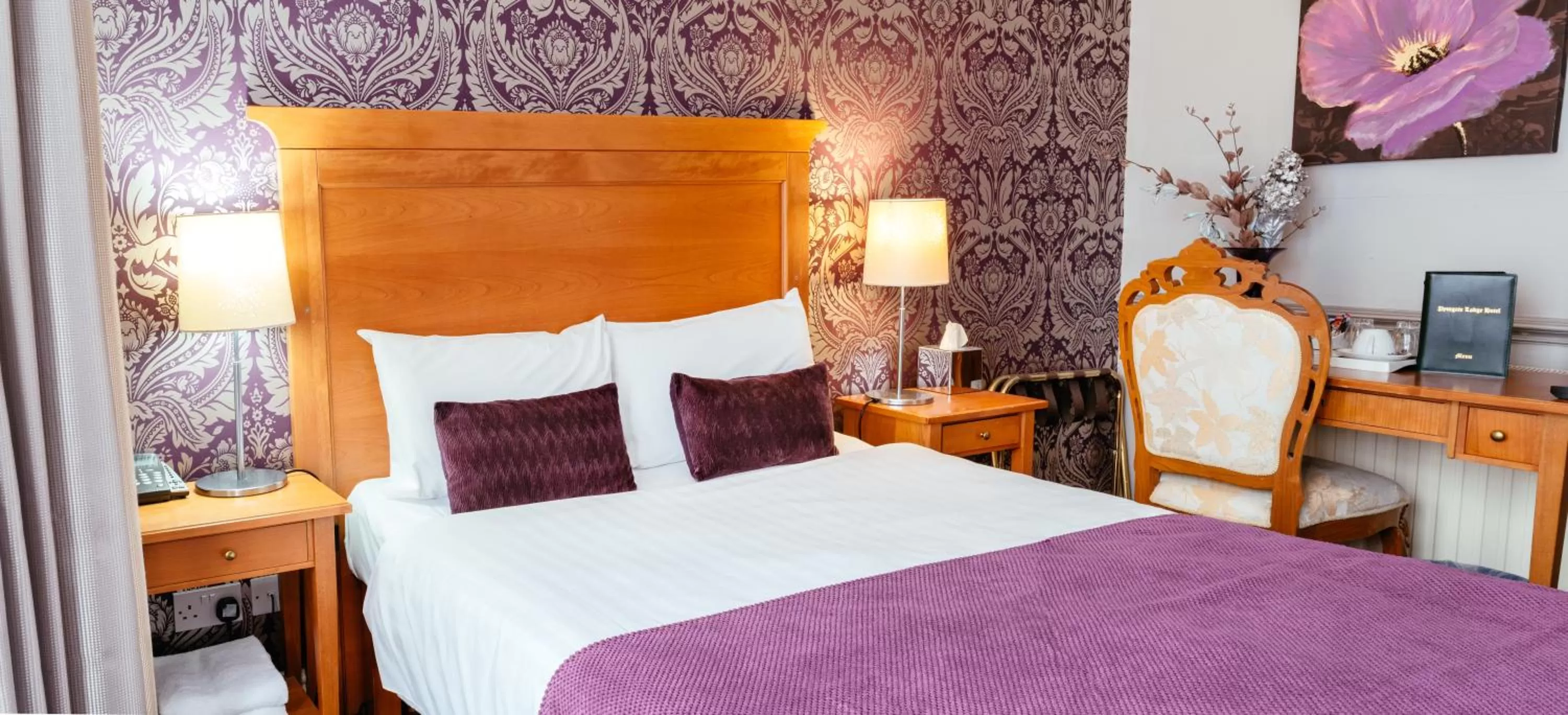 Bedroom, Bed in Pymgate Lodge Hotel Manchester Airport