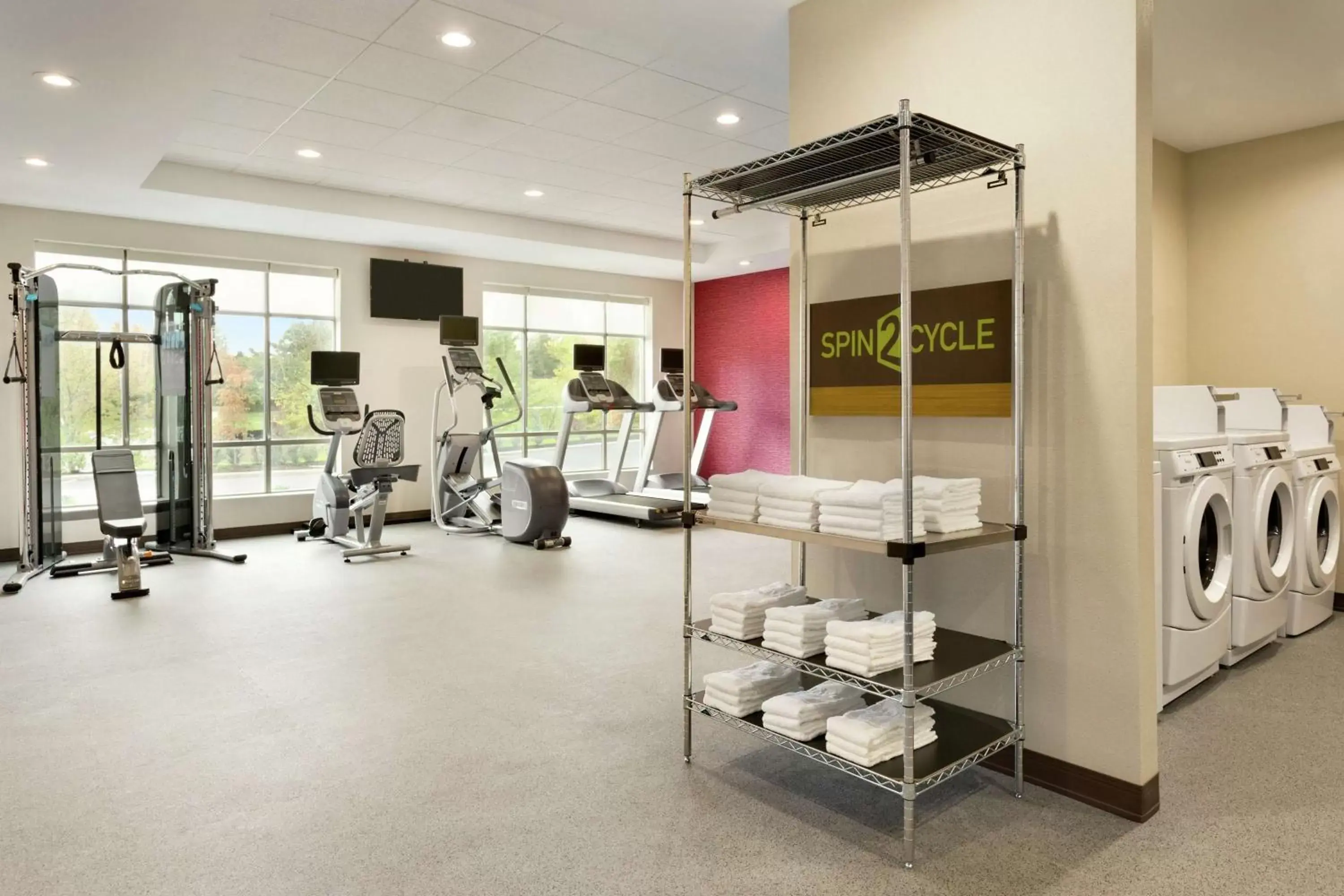 Property building, Fitness Center/Facilities in Home2 Suites By Hilton Florence Cincinnati Airport South