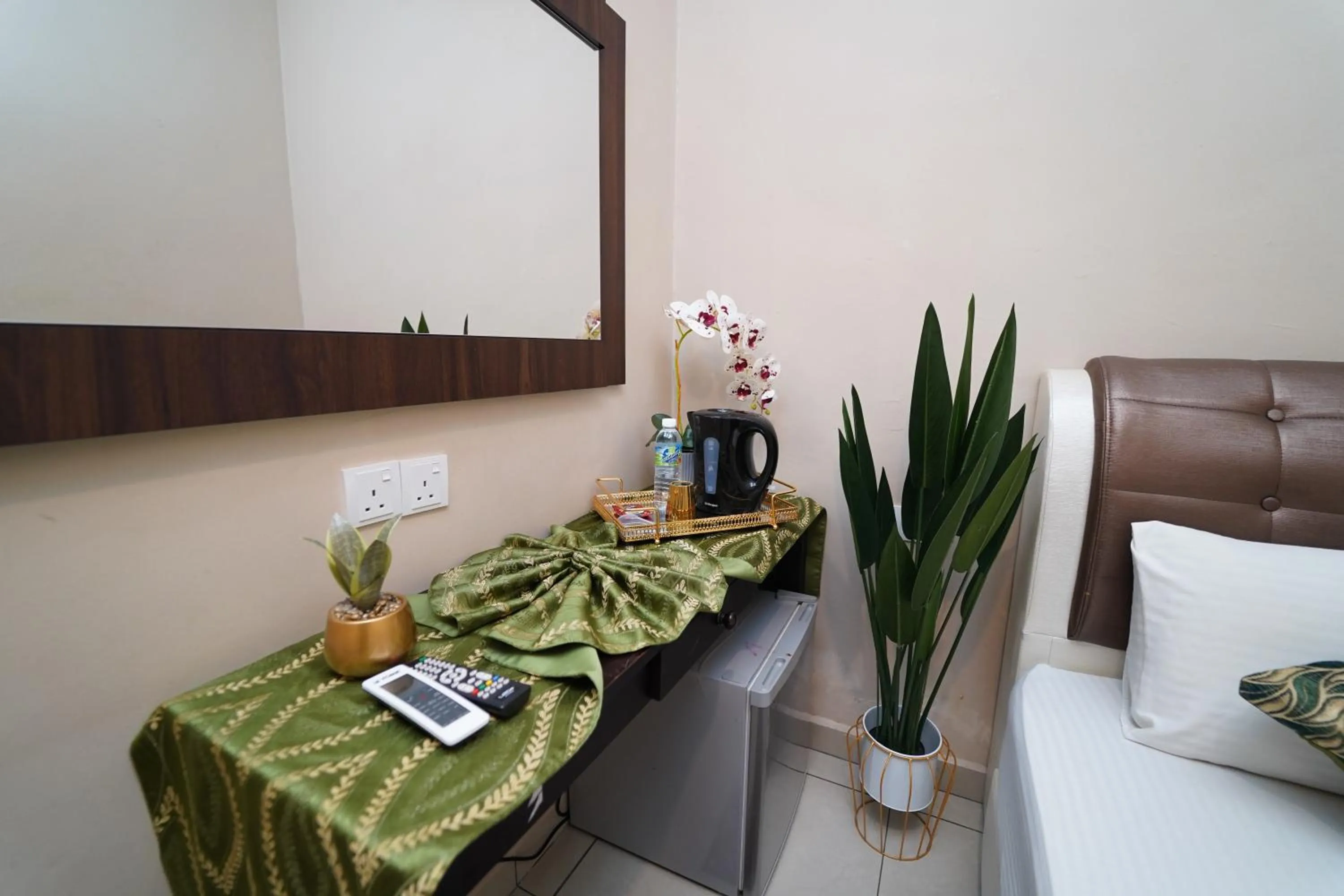 Ghazrin's Classic Hotel JB