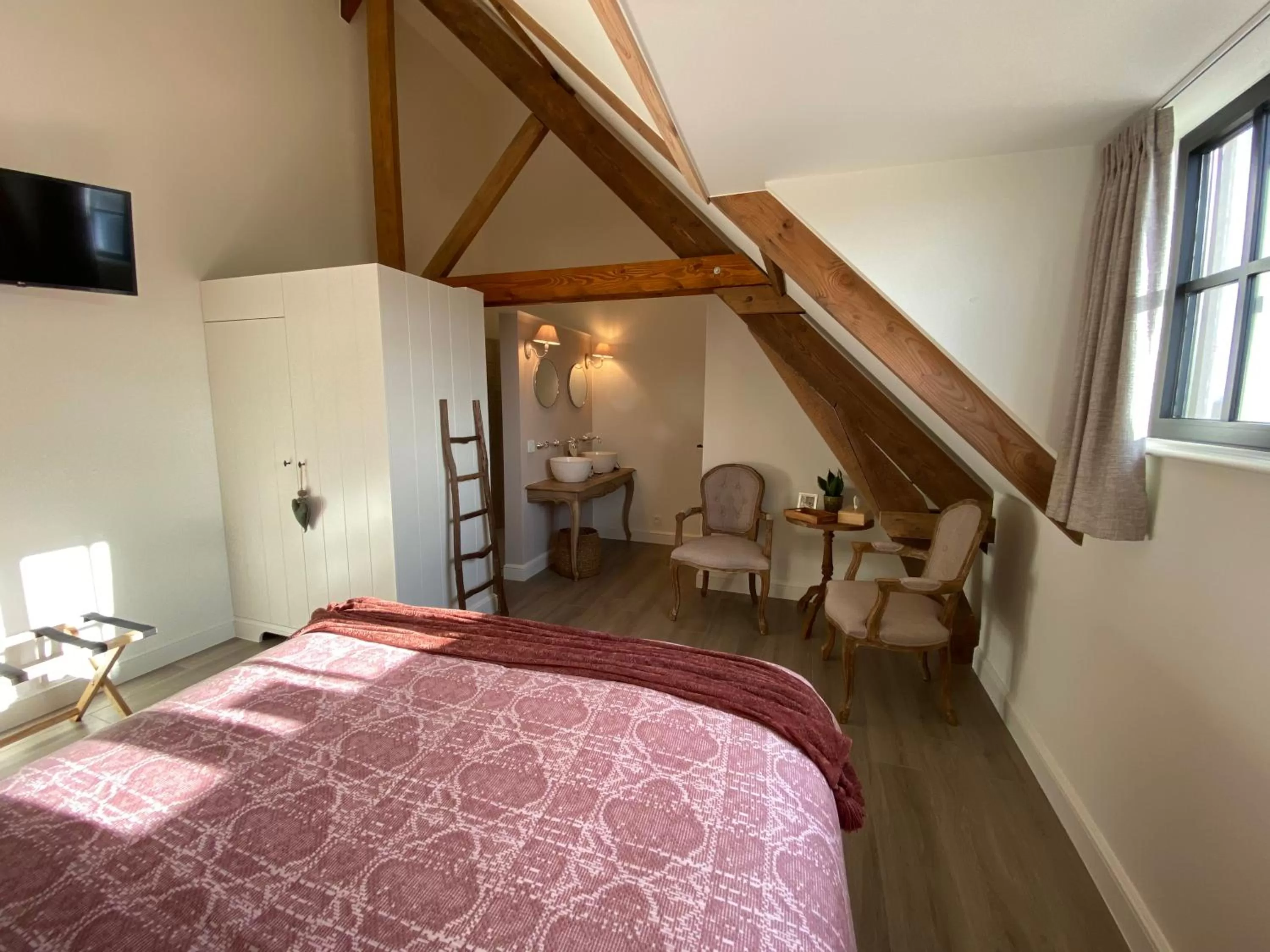 Bed in Madelette B&B