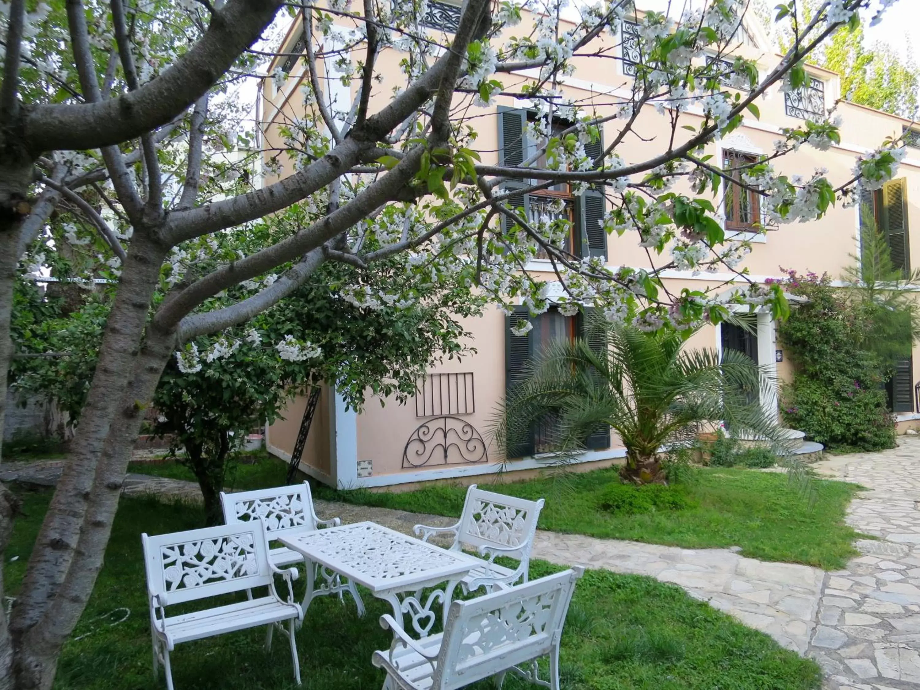 Spring in Hotel Kalehan