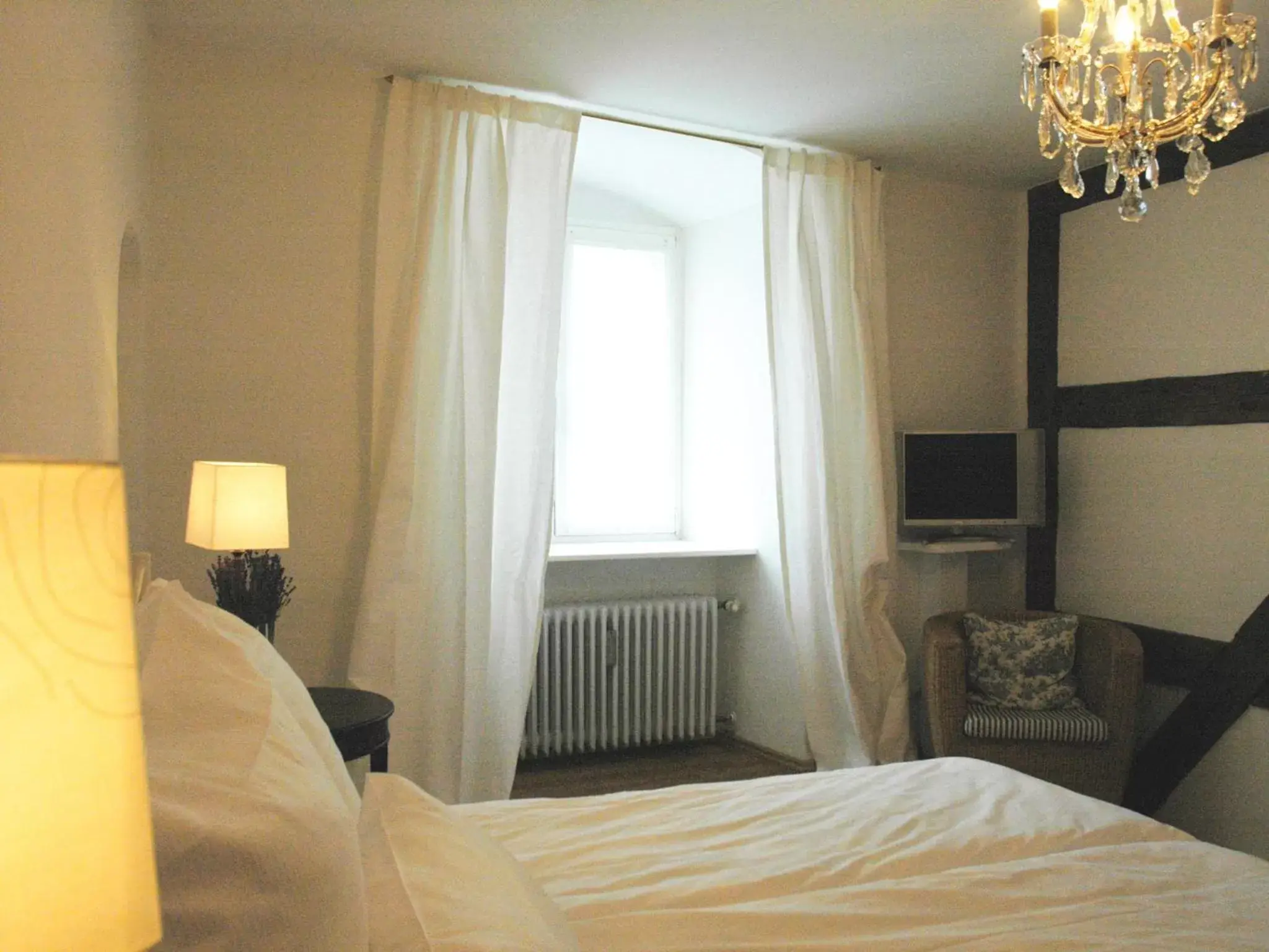 Photo of the whole room, Bed in Hotel Goldenes Kreuz