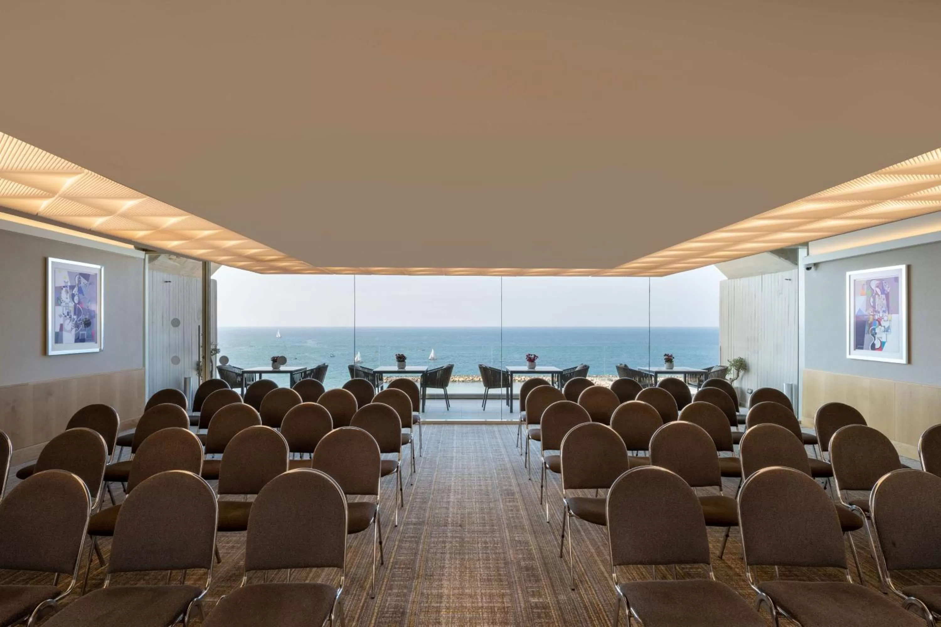 Meeting/conference room in Hilton Tel Aviv Hotel