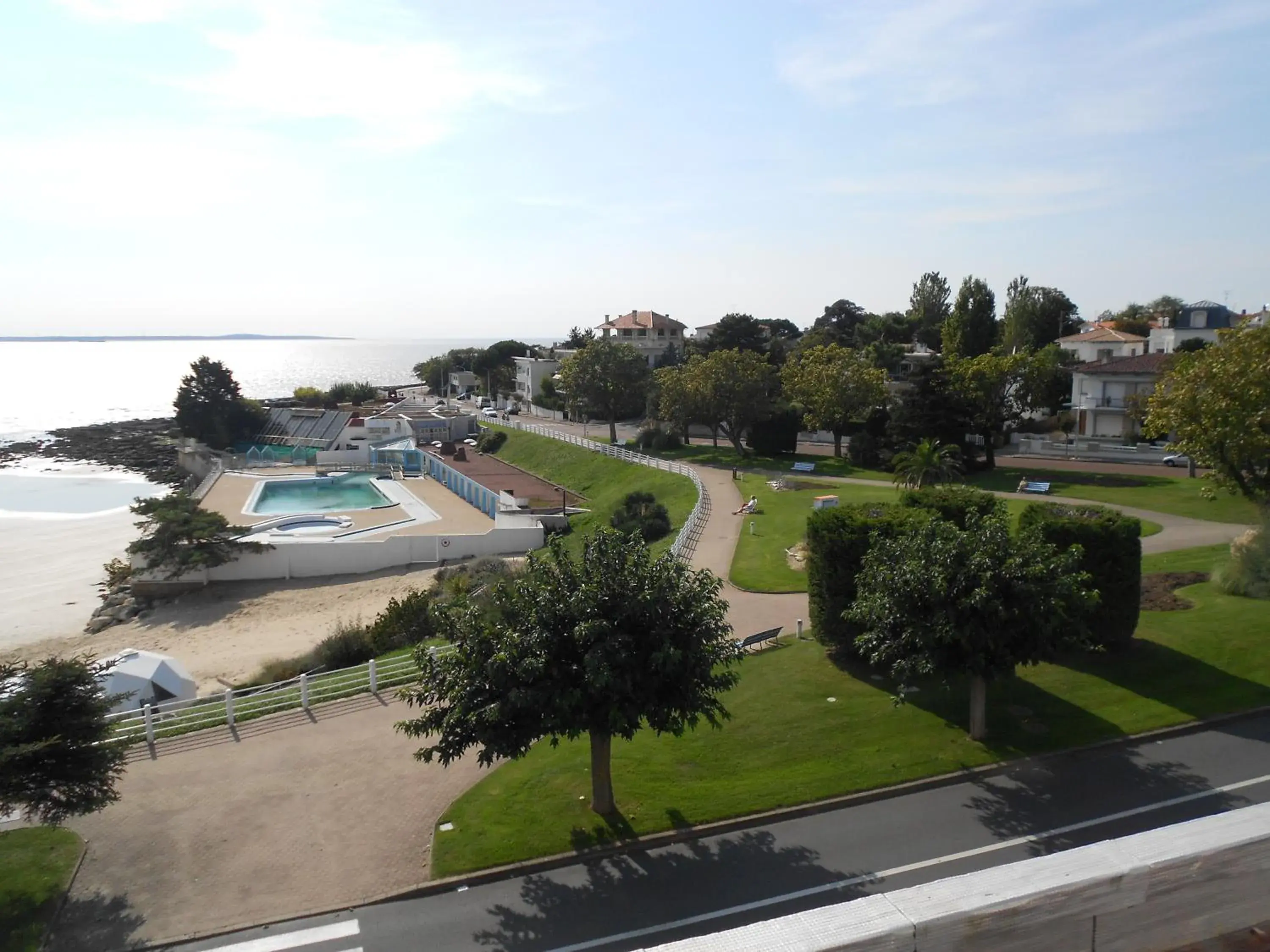 View (from property/room), Pool View in Hôtel Beau Rivage