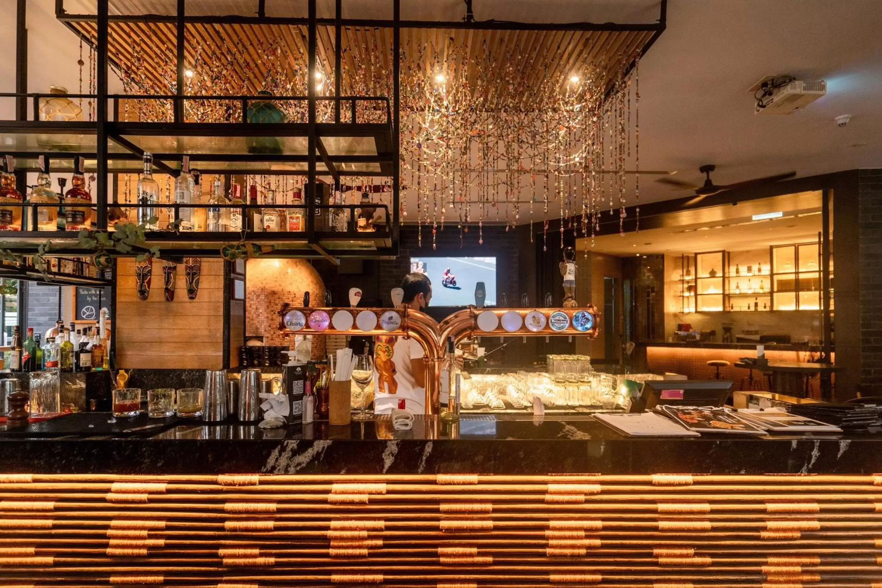 Lounge or bar, Restaurant/Places to Eat in Hotel Indigo Phuket Patong, an IHG Hotel