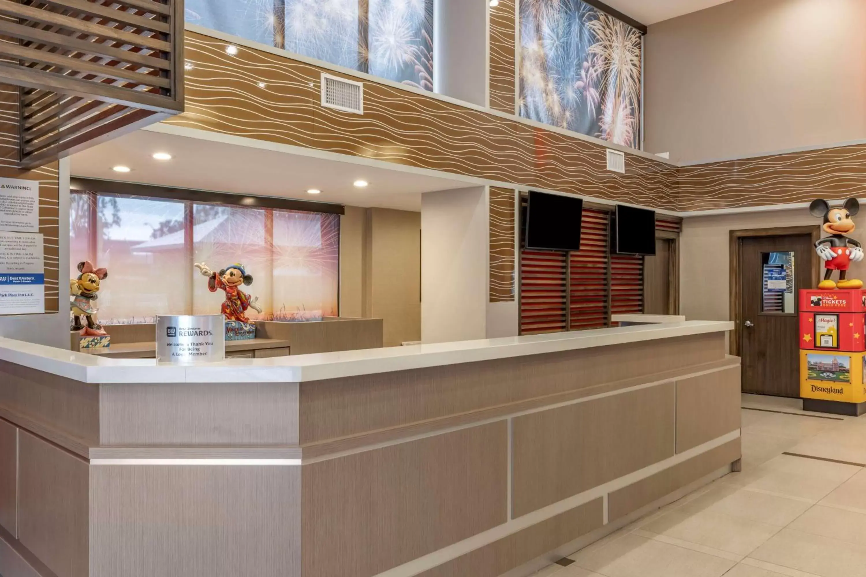 Lobby or reception, Lobby/Reception in Best Western Plus Park Place Inn - Mini Suites