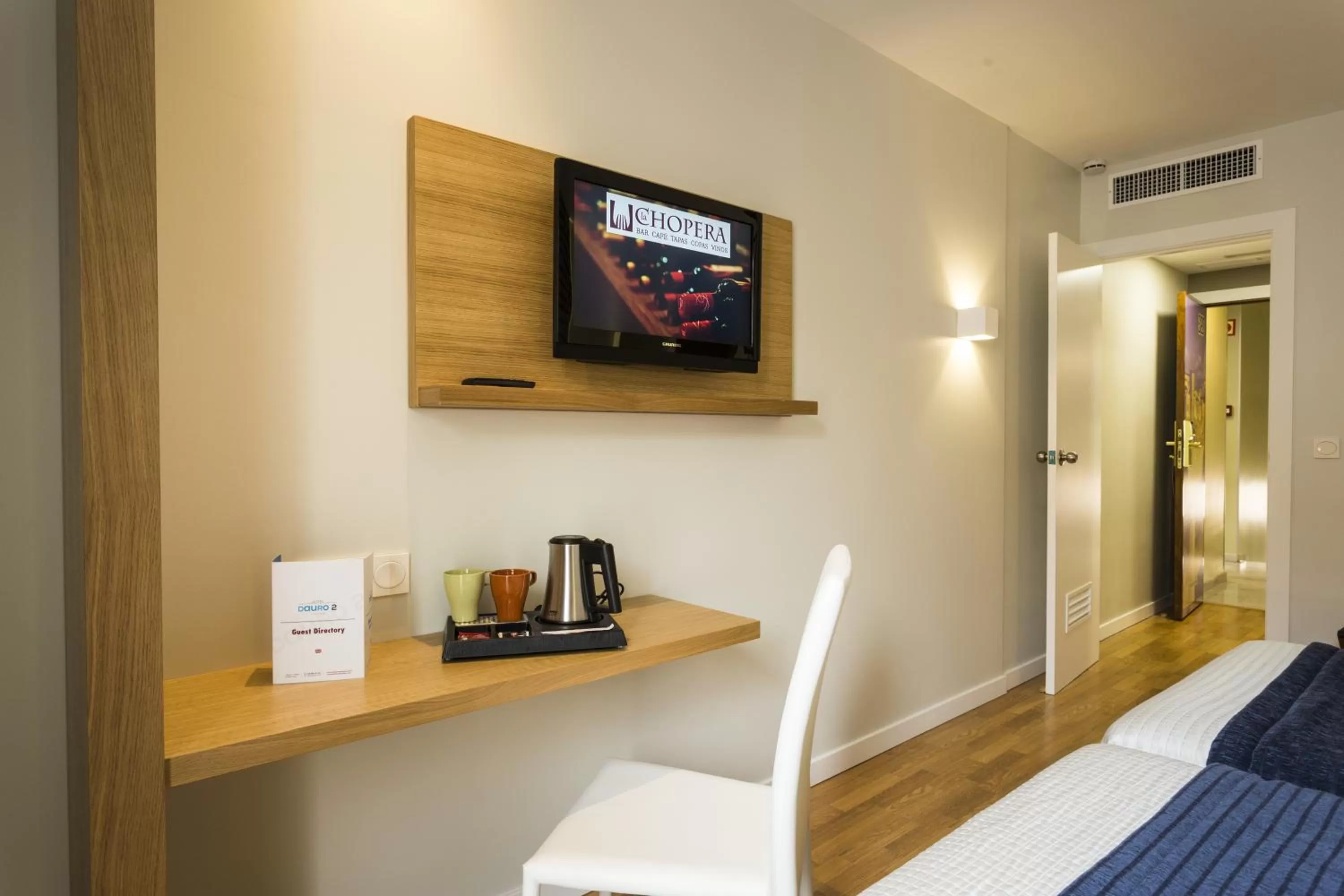 Photo of the whole room, Bed in Hotel Comfort Dauro 2