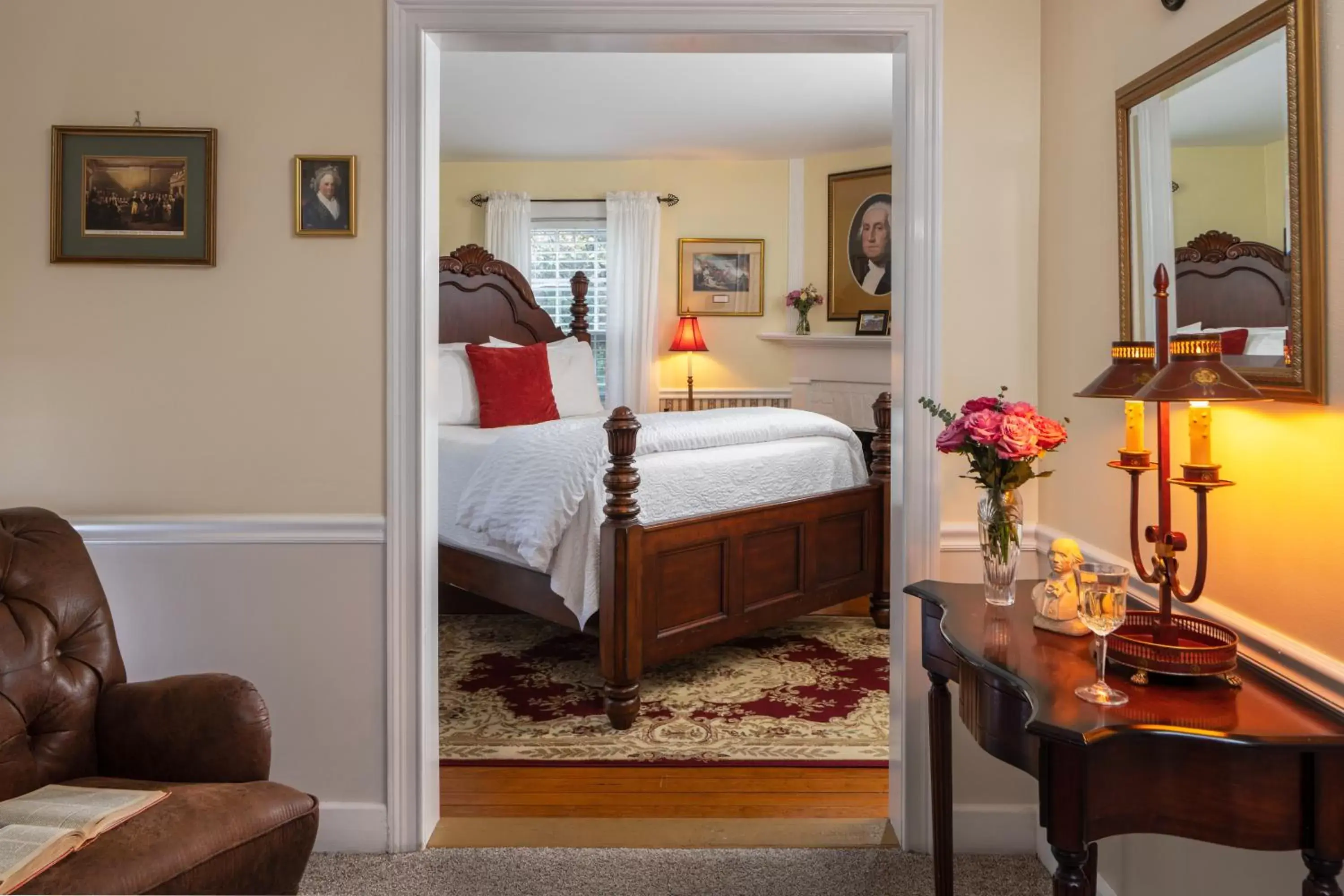 Bedroom in A Williamsburg White House Inn