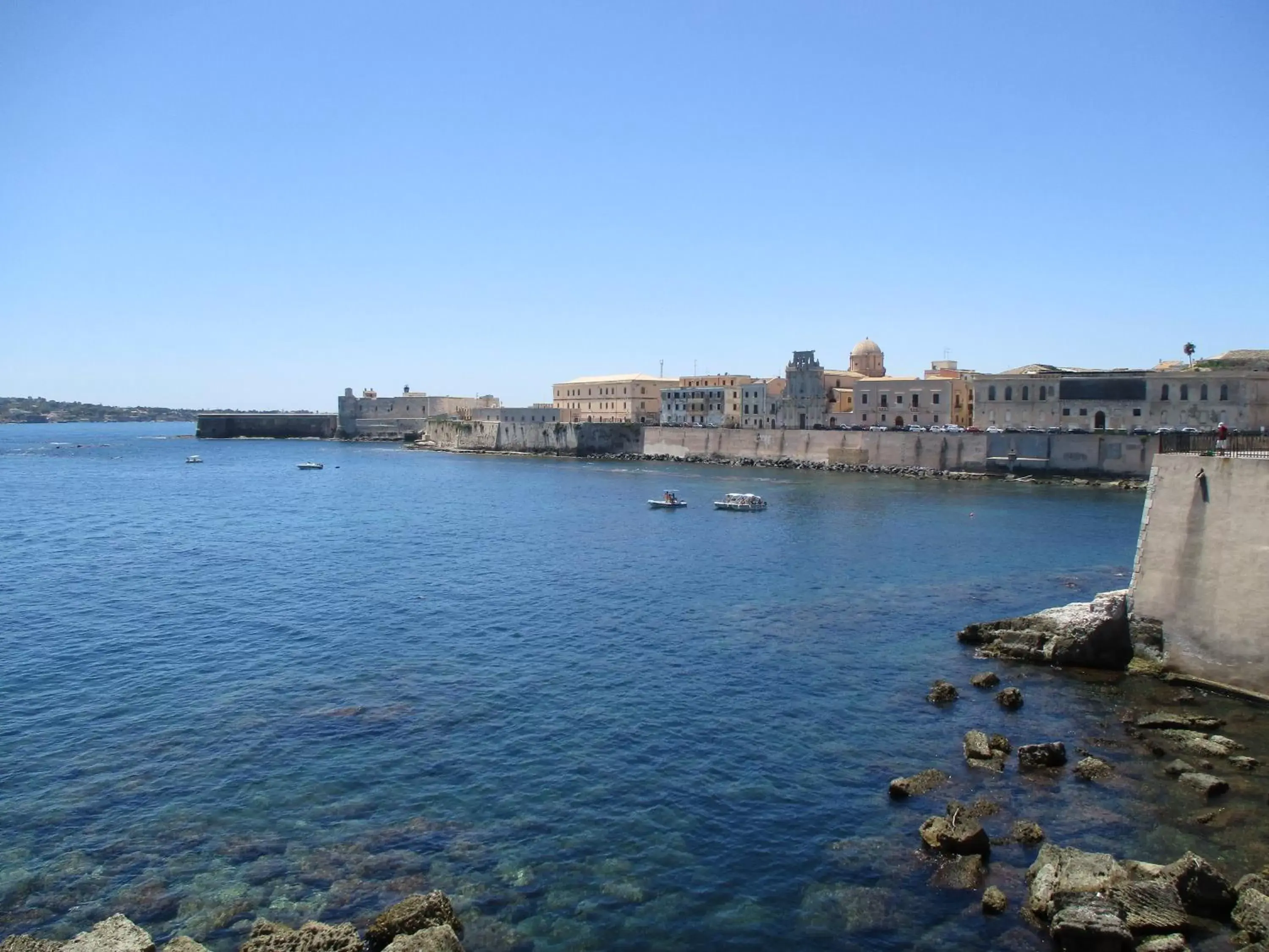 Neighbourhood in Maison Ortigia