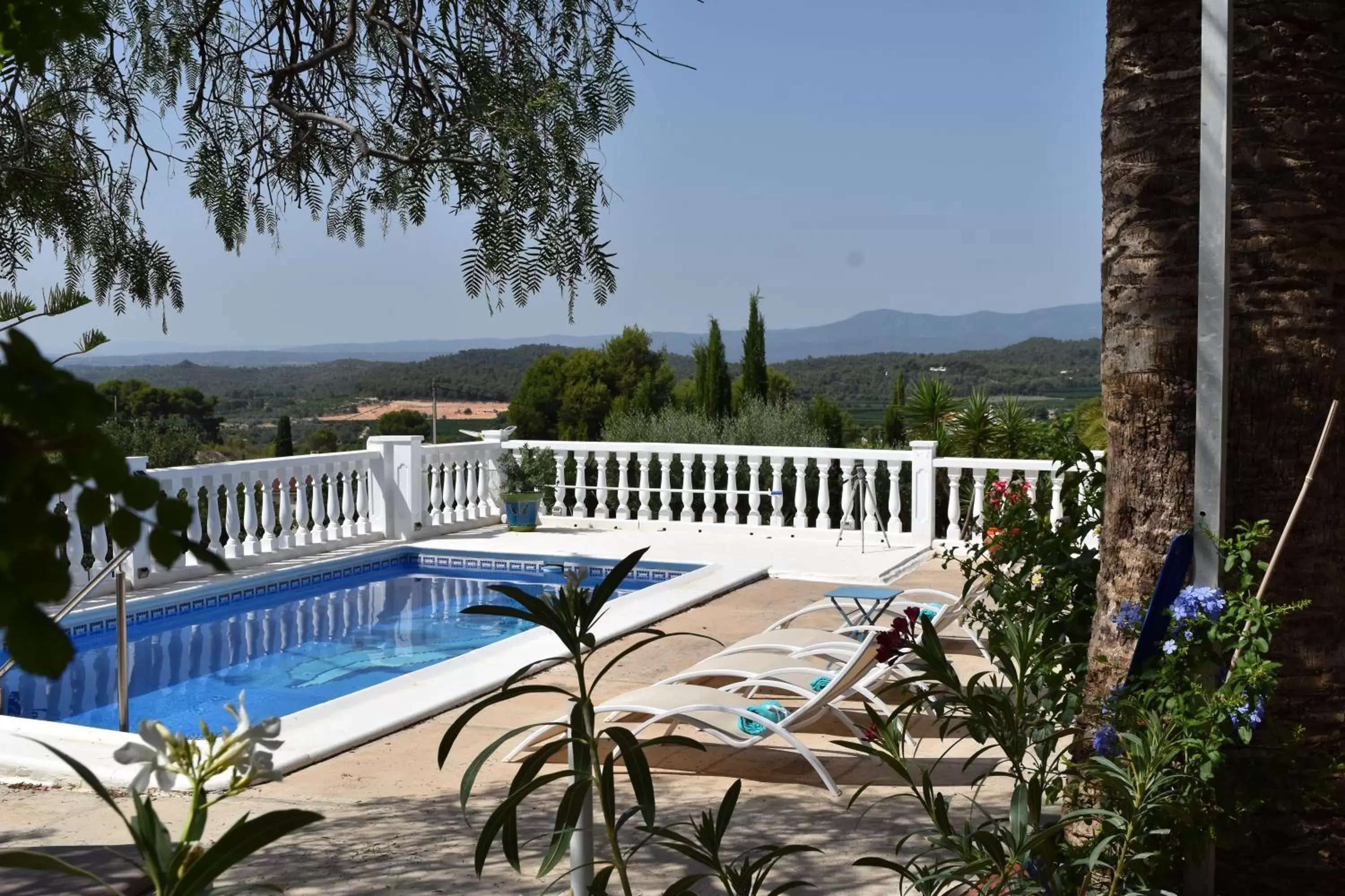 Swimming Pool in Casa Loro Loco B&B