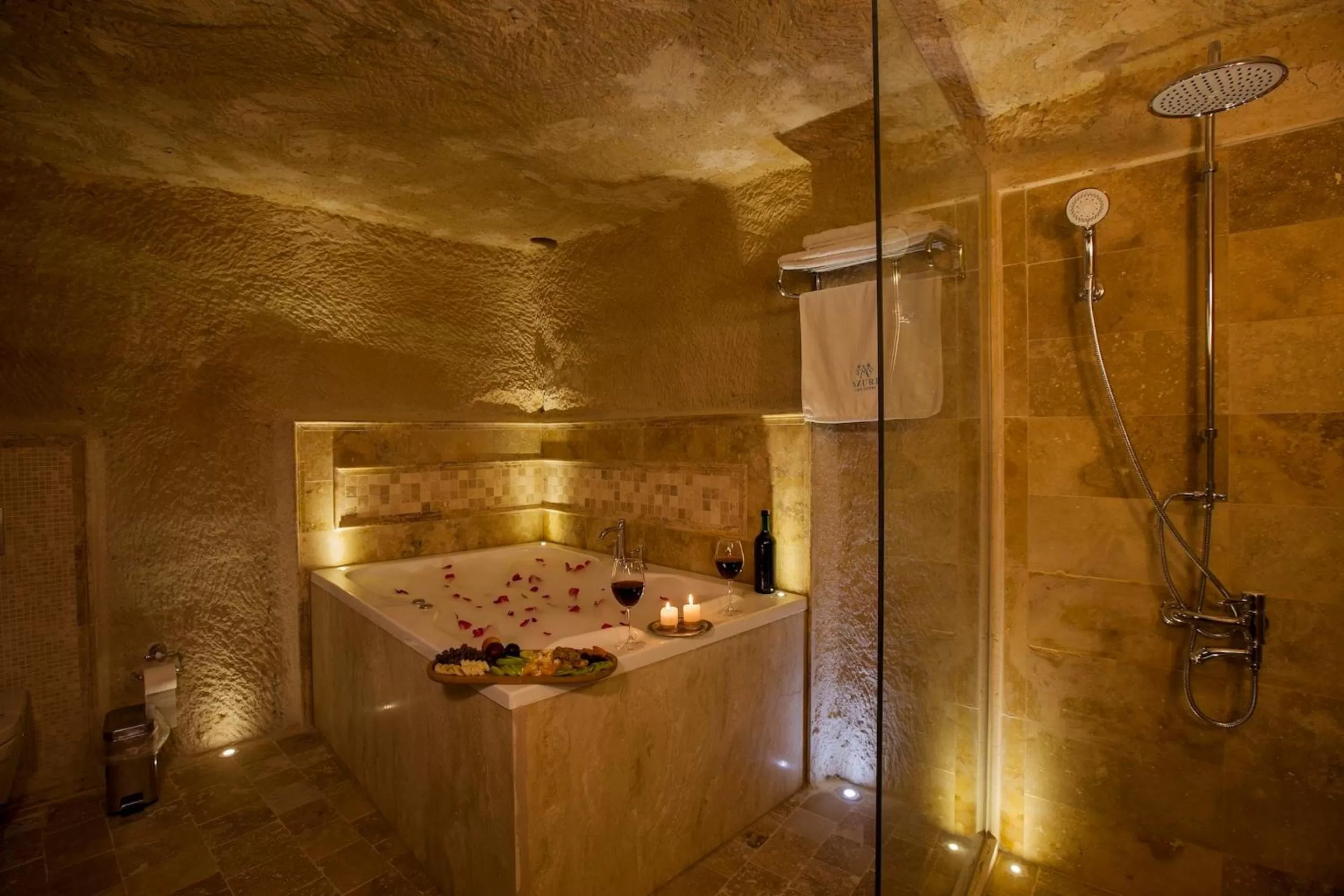 Hot Tub in Azure Cave Suites - Cappadocia