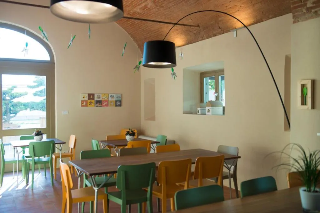 Restaurant/places to eat in Pistoia Nursery Campus - agriturismo in città