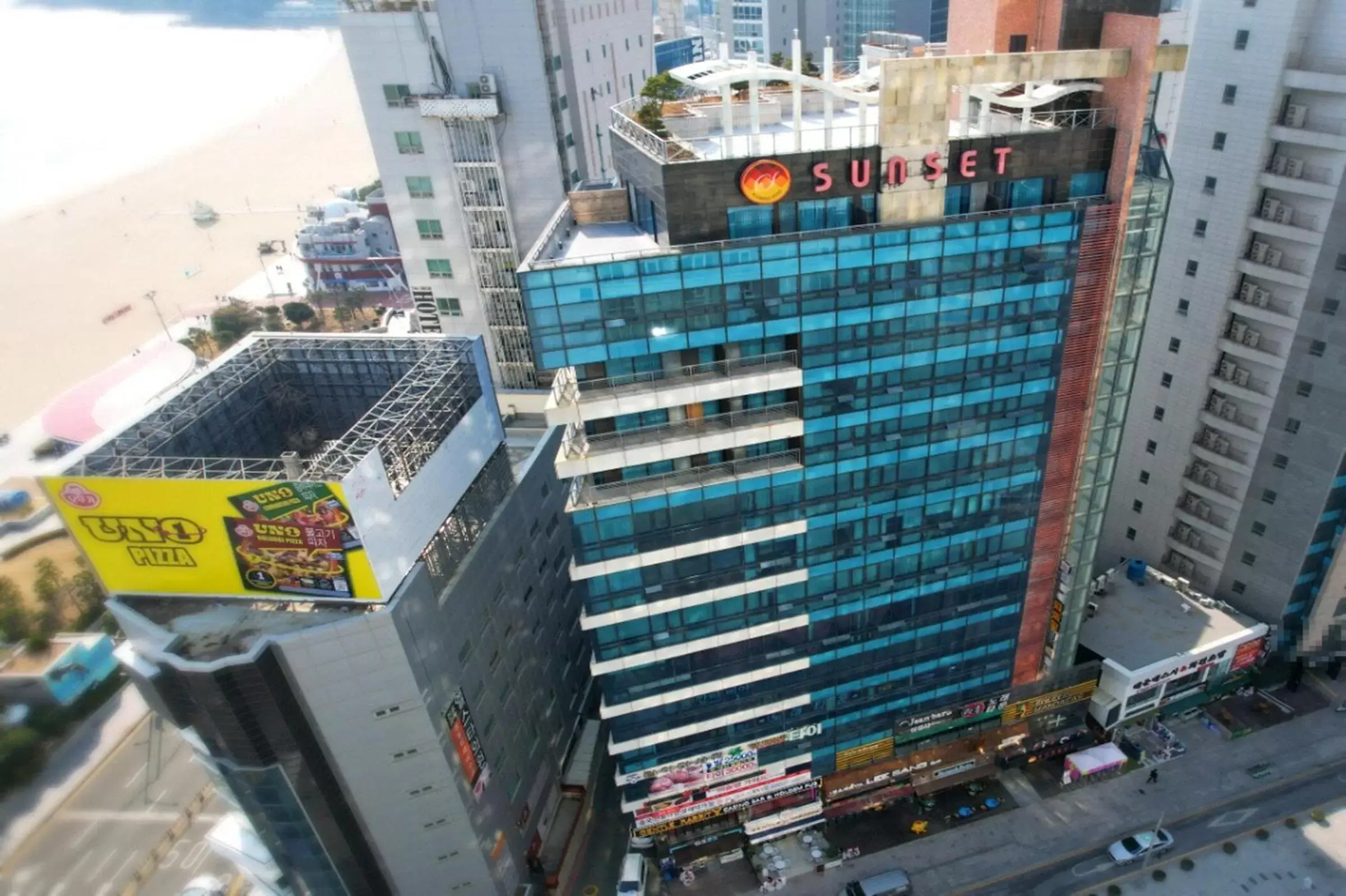 Property building, Bird's-eye View in Sunset Business Hotel