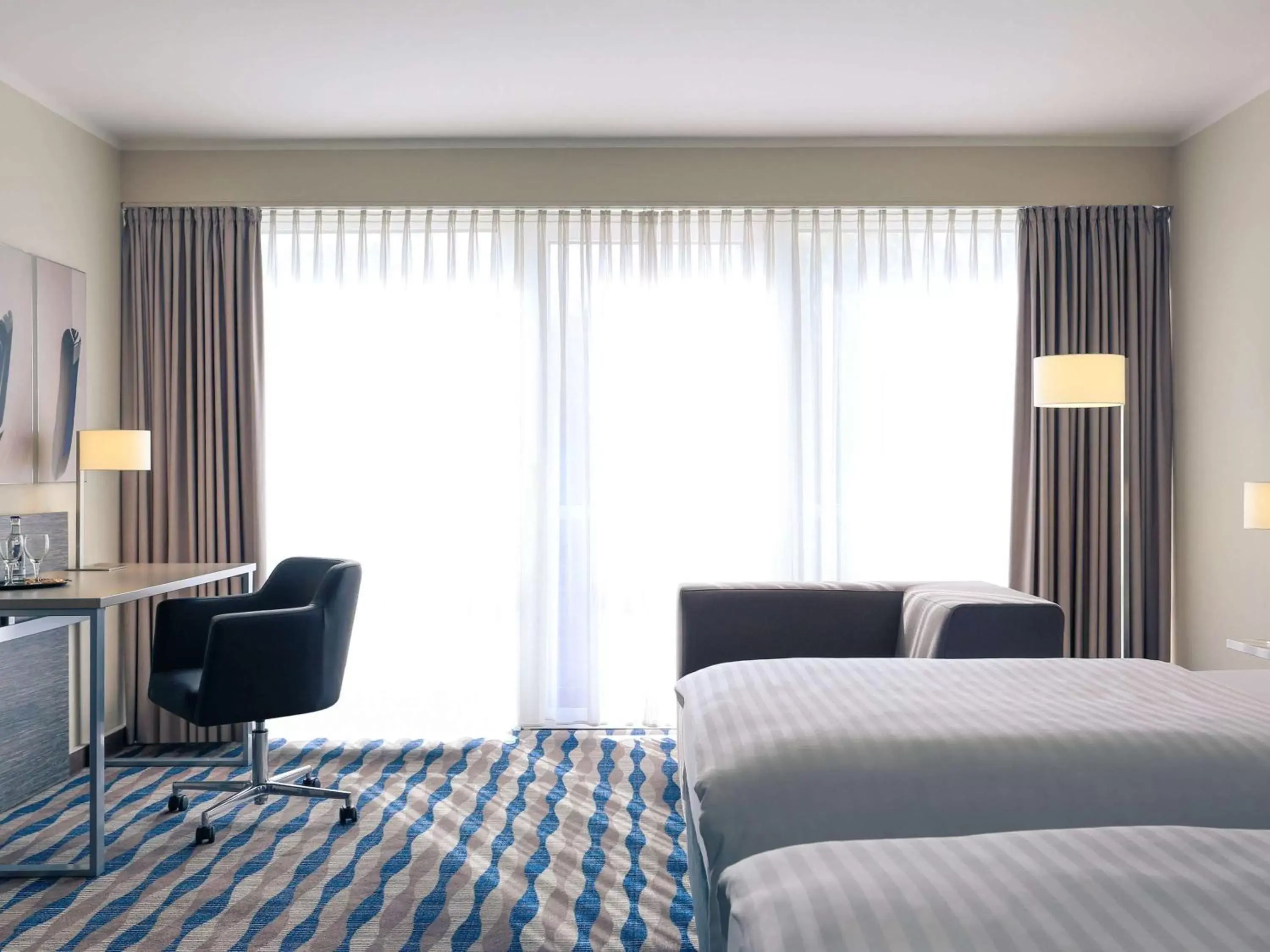 Bedroom, Bed in Mercure Hotel am Entenfang Hannover
