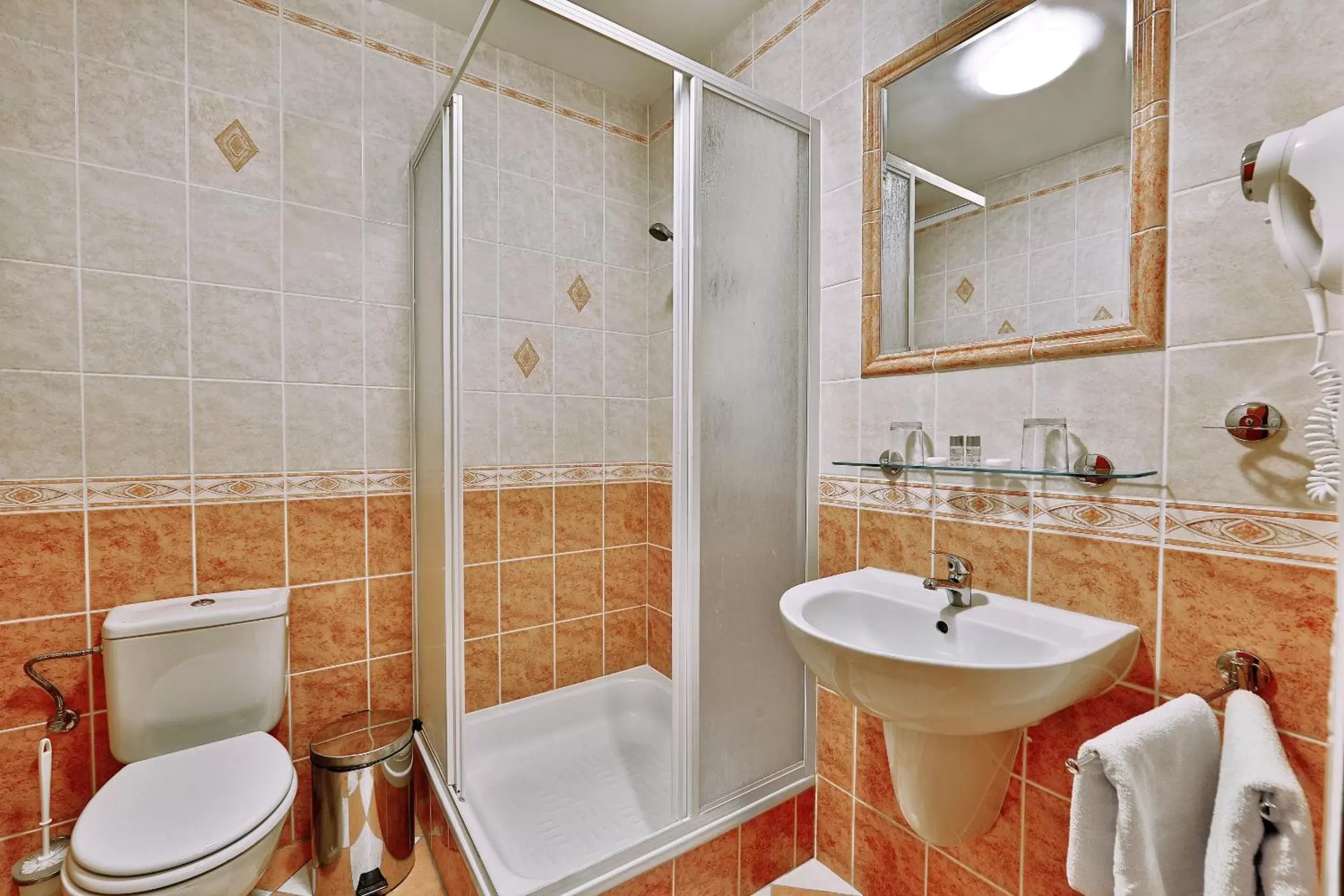 Bathroom in Attic Hotel