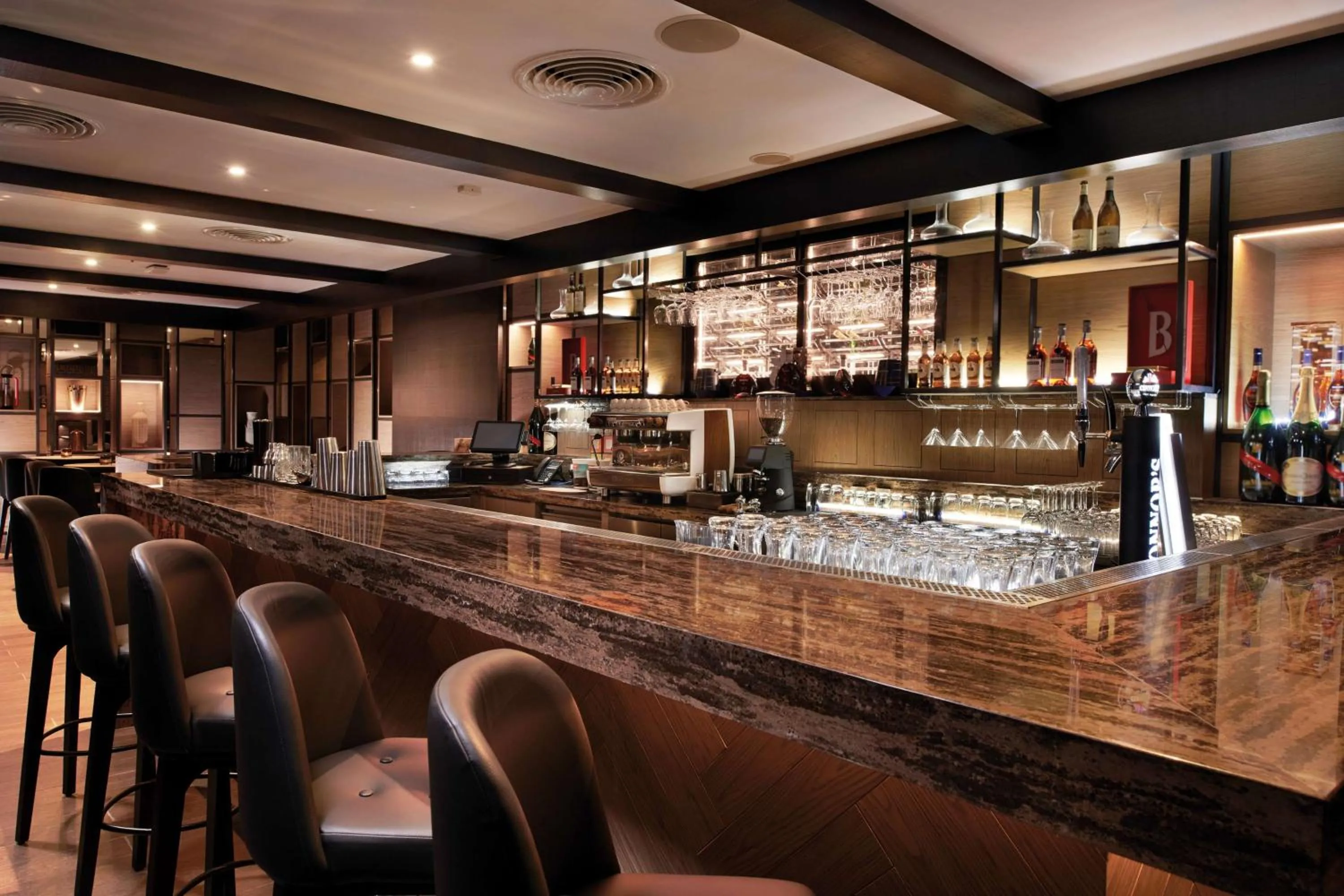 Lounge or bar in Doubletree By Hilton Shah Alam I-City