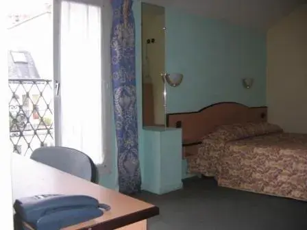 Photo of the whole room, Bed in Hotel Ferney République