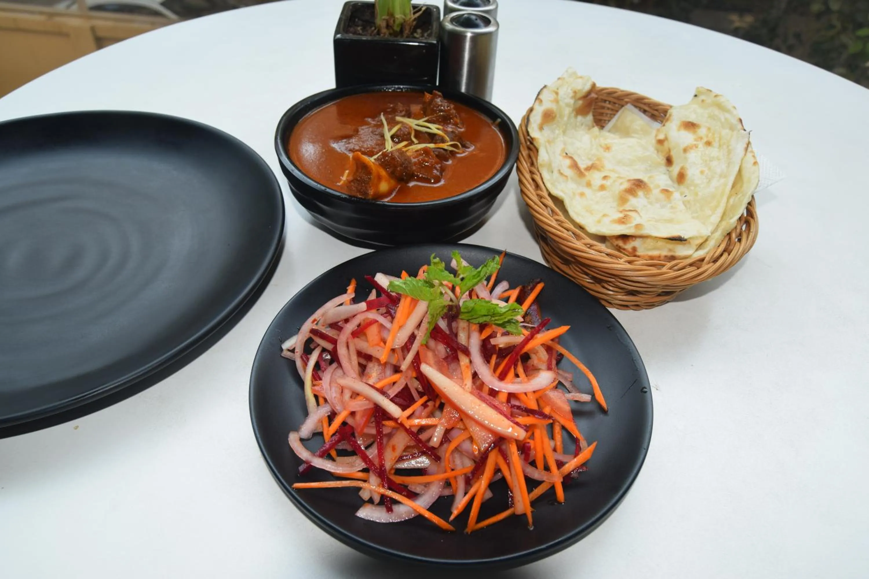 Food and drinks in Ginger Lucknow