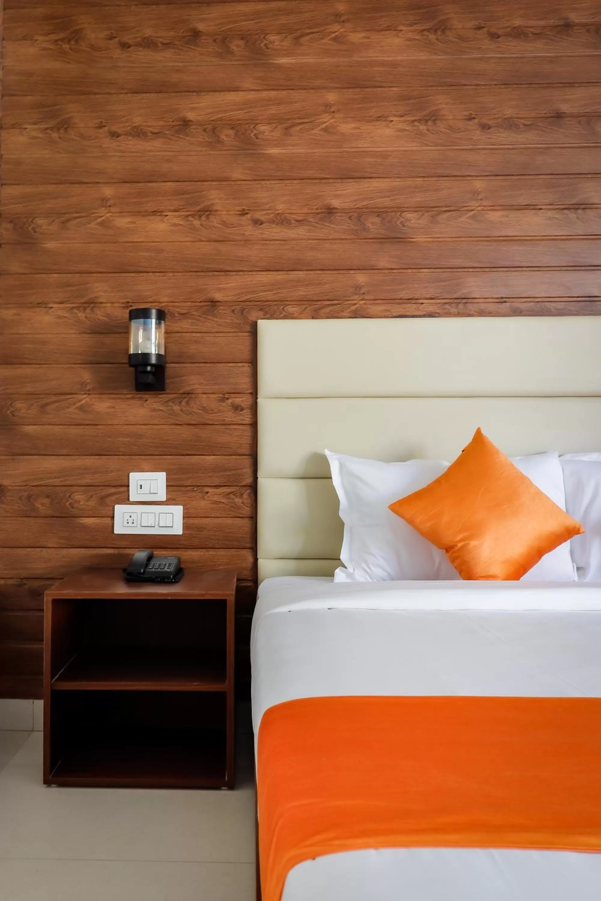 Bedroom, Bed in Miranda Beach Resort Baga