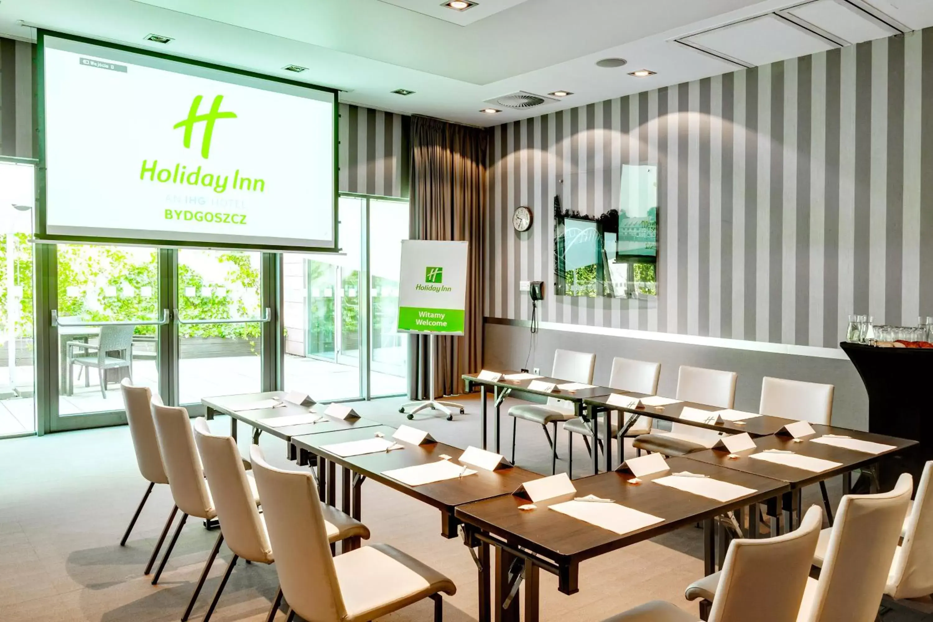 Meeting/conference room in Holiday Inn Bydgoszcz, an IHG Hotel