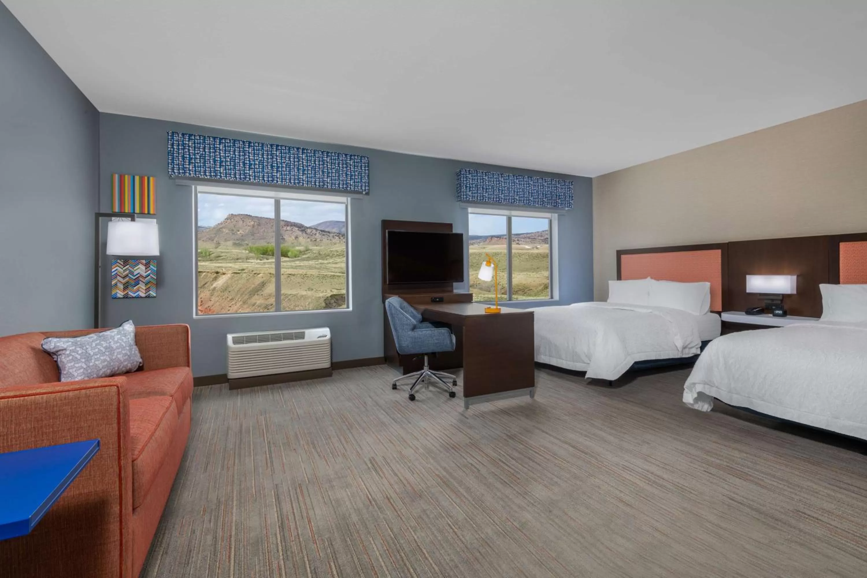 Bedroom, Bed in Hampton Inn & Suites Cody, Wy