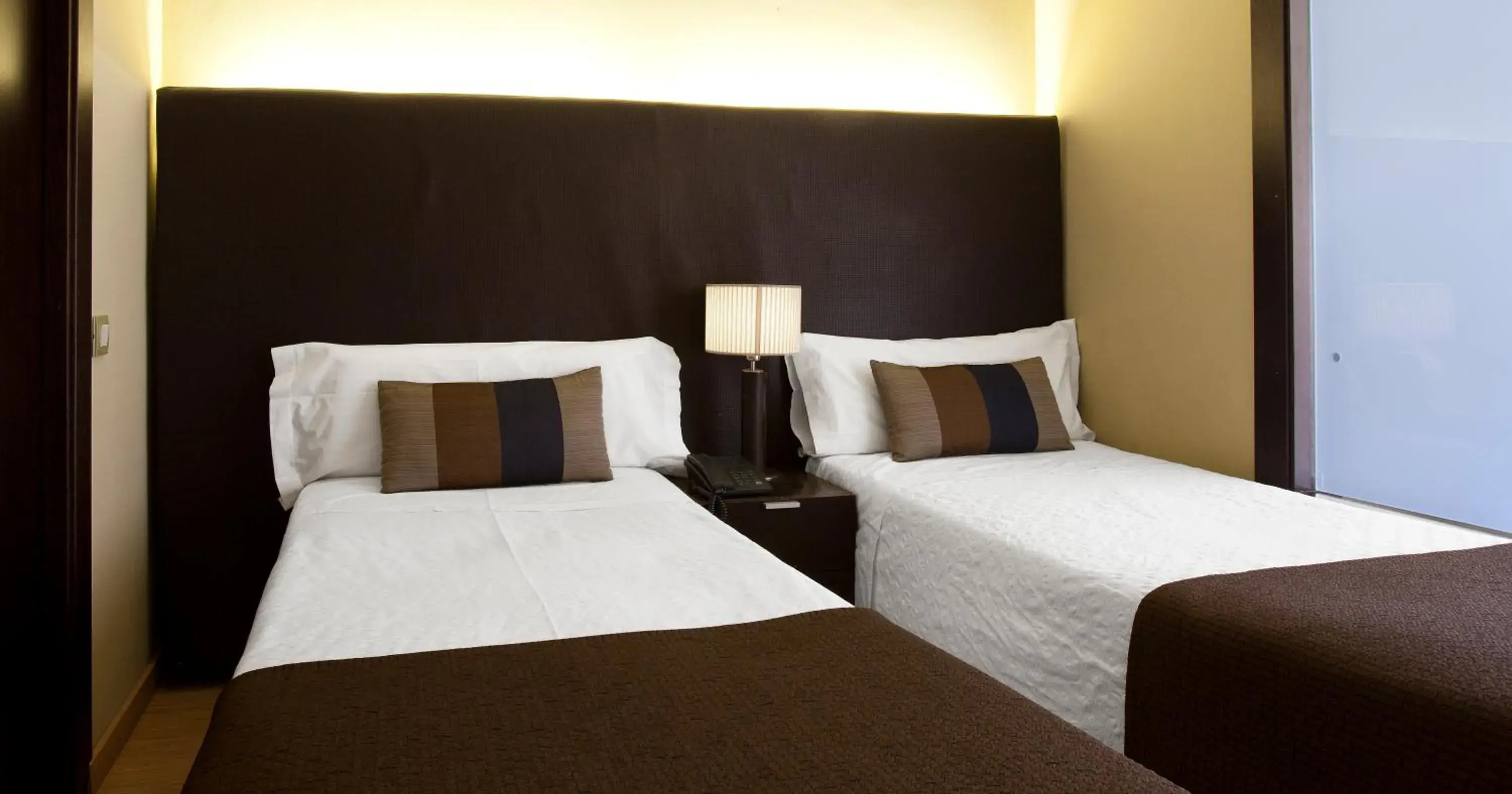 Photo of the whole room, Bed in Senator Barcelona Apartments Photo of the whole room, Bed in Senator Barcelona Apartments