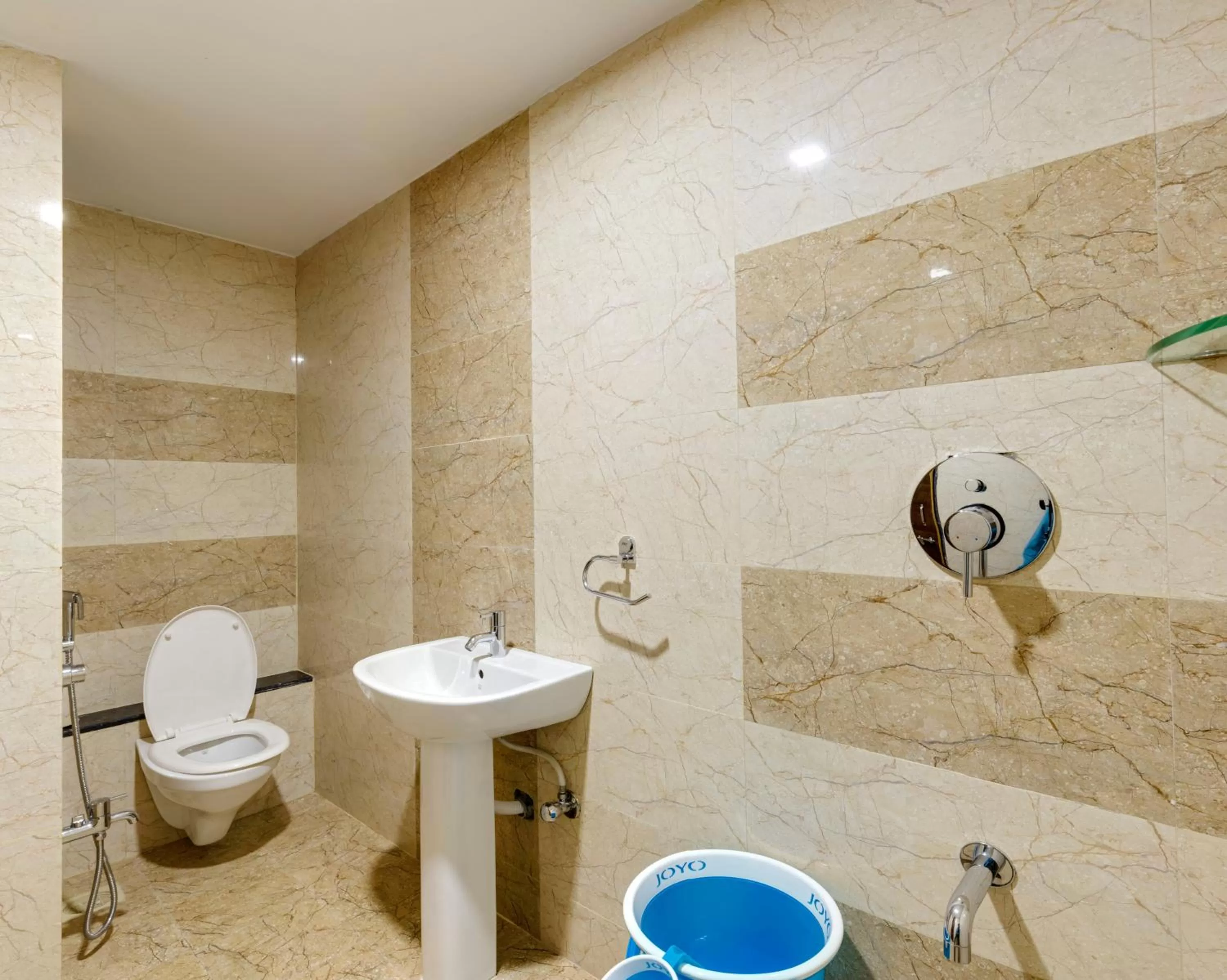 Bathroom in Hotel Galaxy Inn Kolhapur