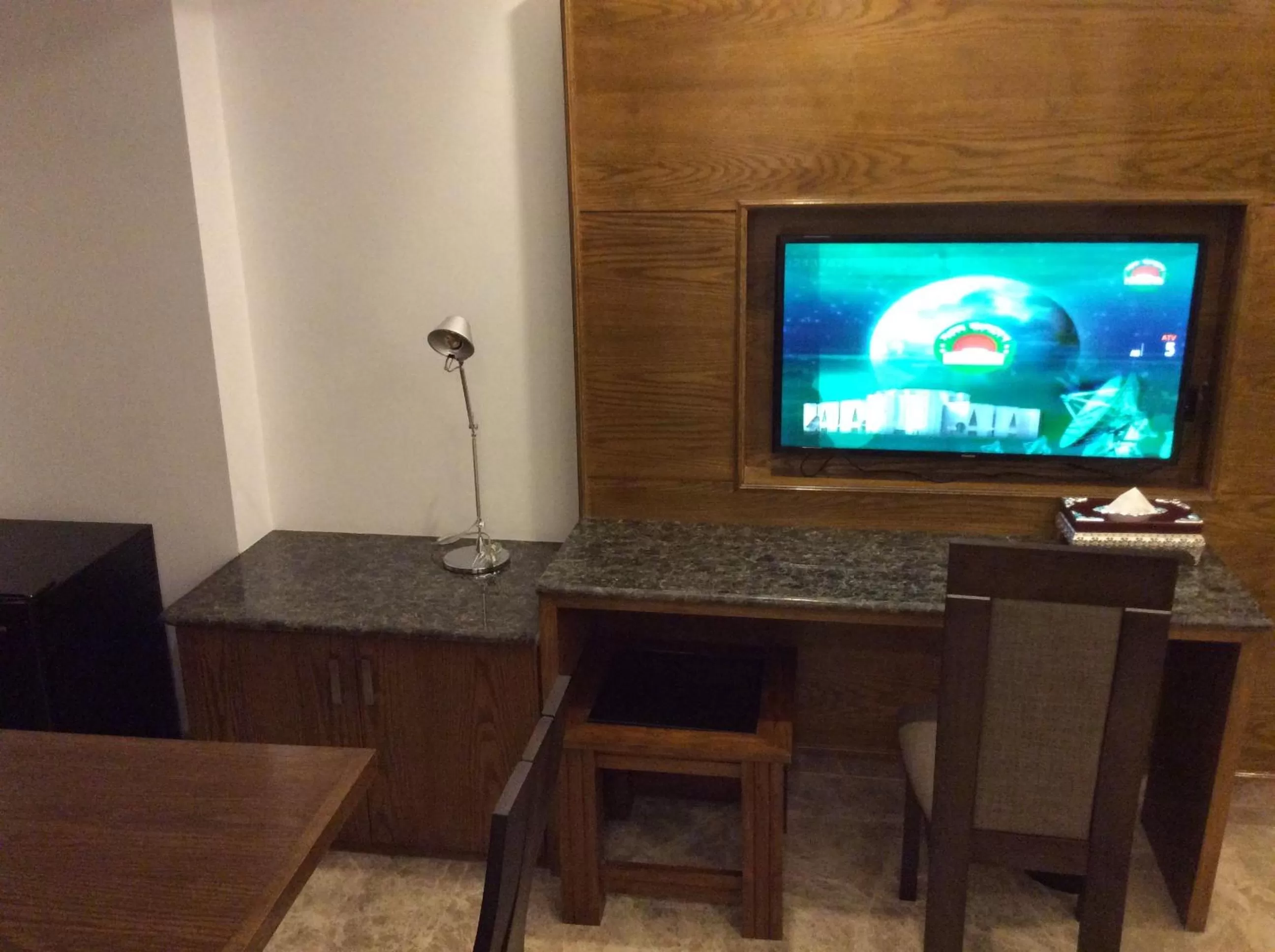 TV and multimedia in Marino Royal Hotel