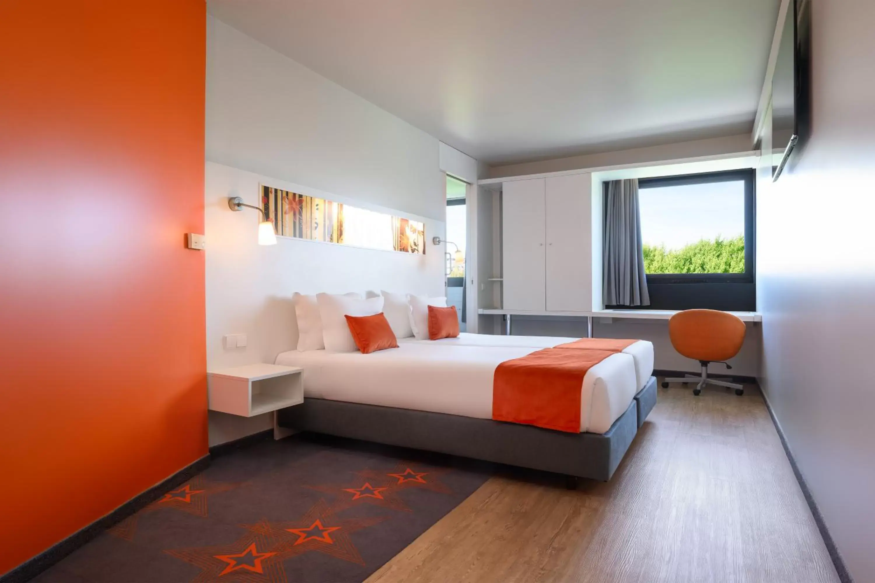 Bedroom, Bed in Star Inn Porto