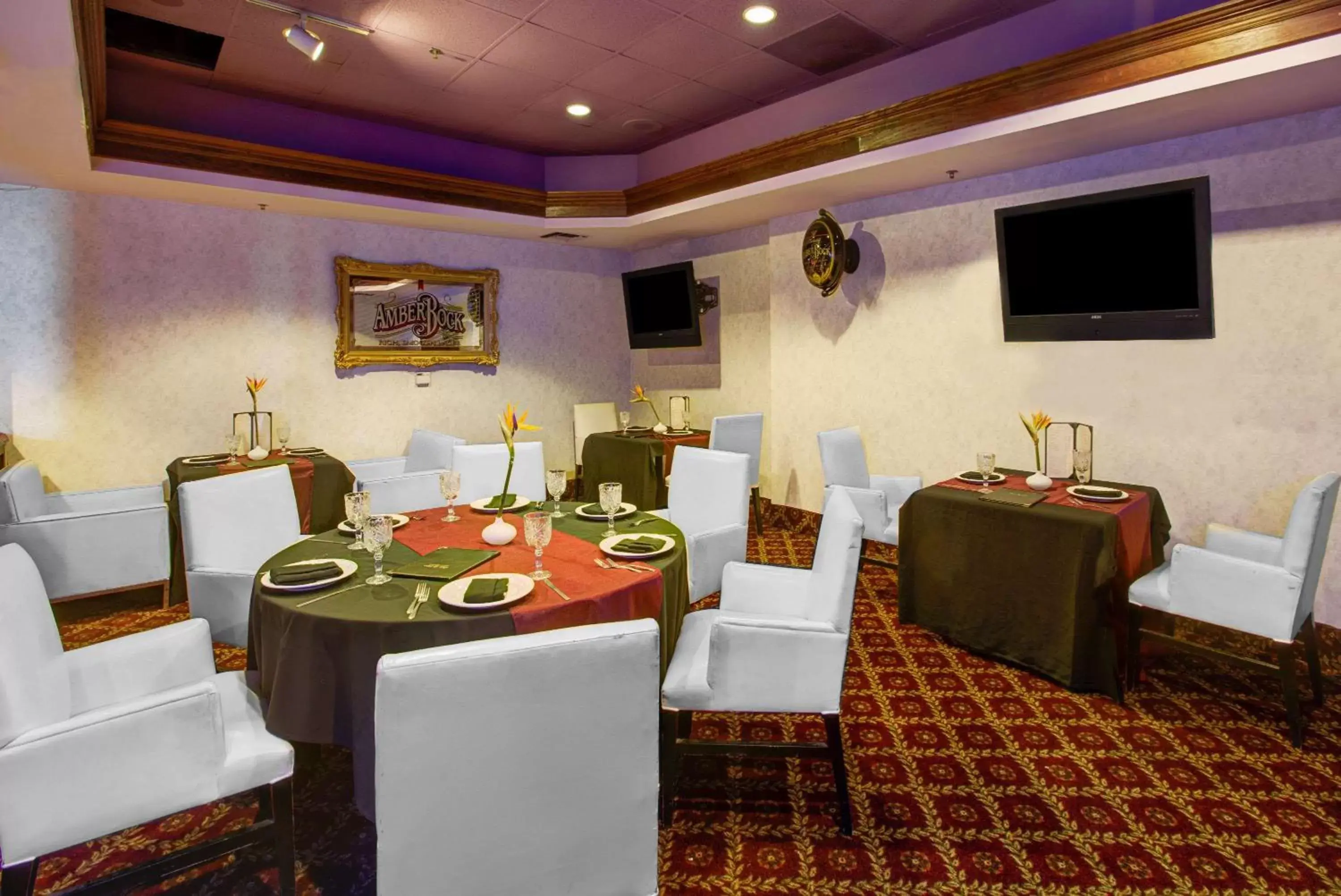 Restaurant/places to eat in Ramada by Wyndham Hawthorne/LAX Restaurant/places to eat in Ramada by Wyndham Hawthorne/LAX