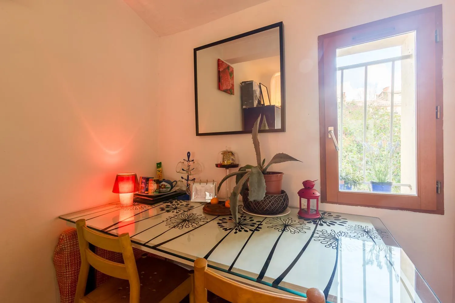 Garden view, Dining Area in Precheurs Studios