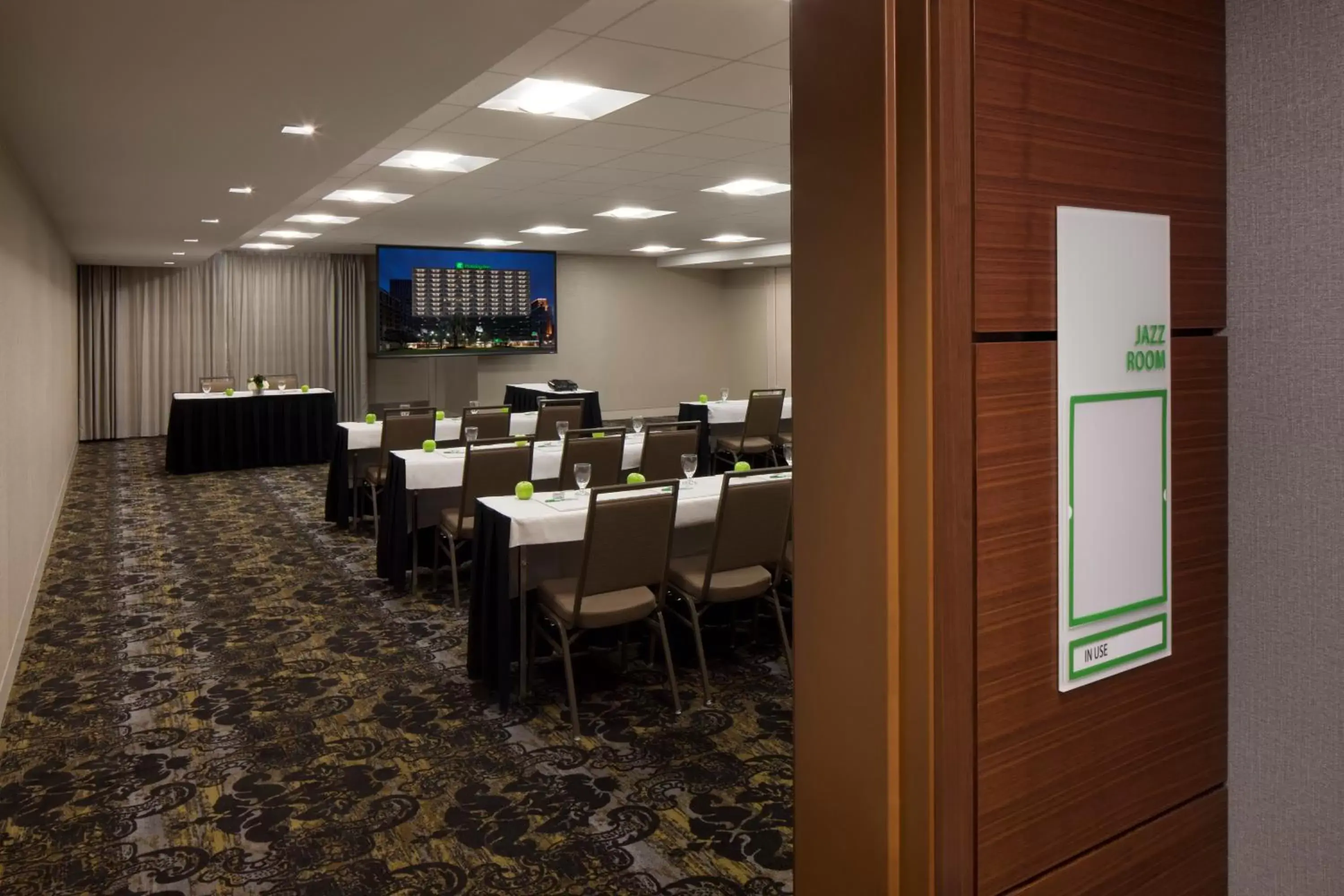 Meeting/conference room in Holiday Inn New Orleans-Downtown Superdome, an IHG Hotel