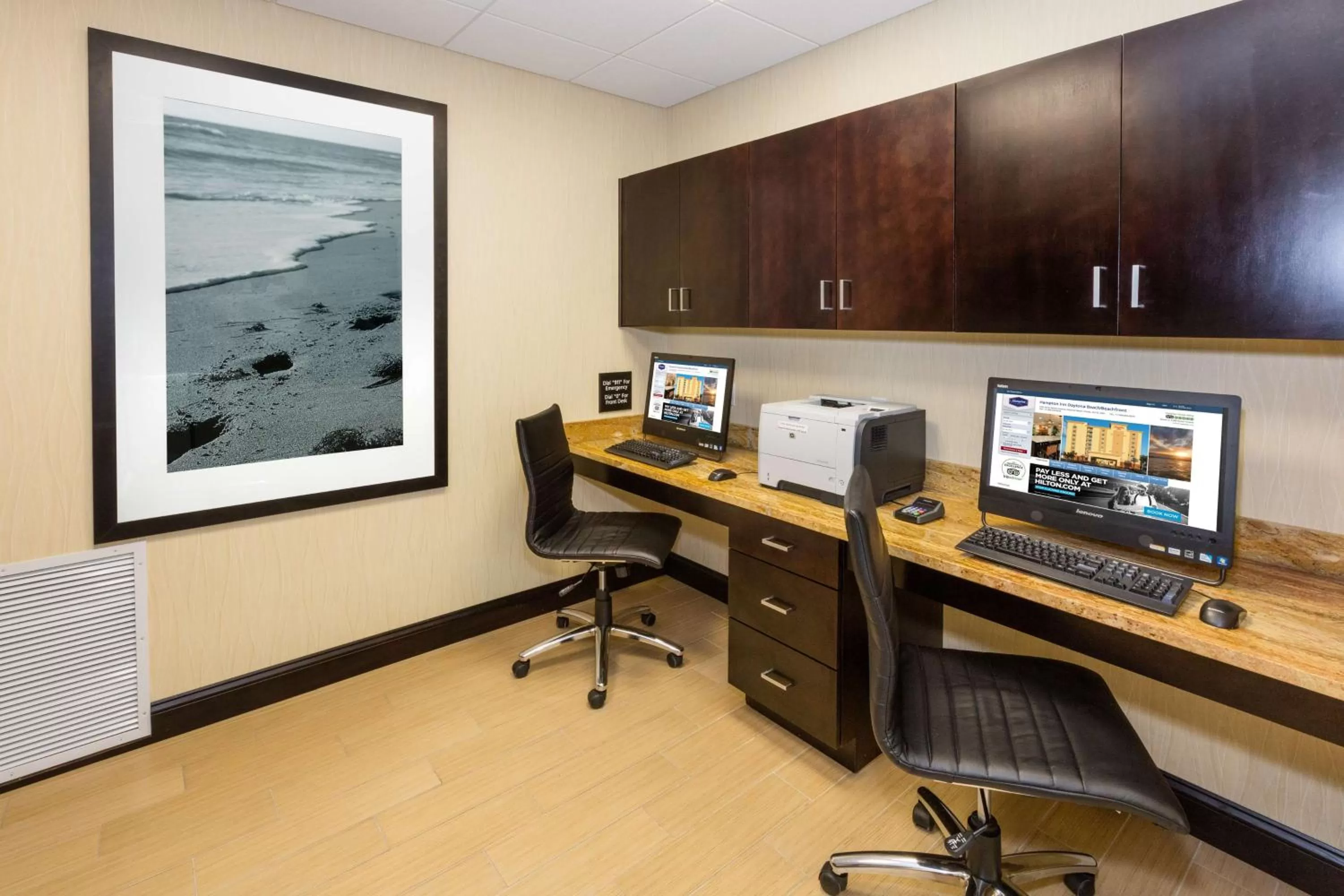 Business facilities in Hampton Inn Daytona Beach/Beachfront