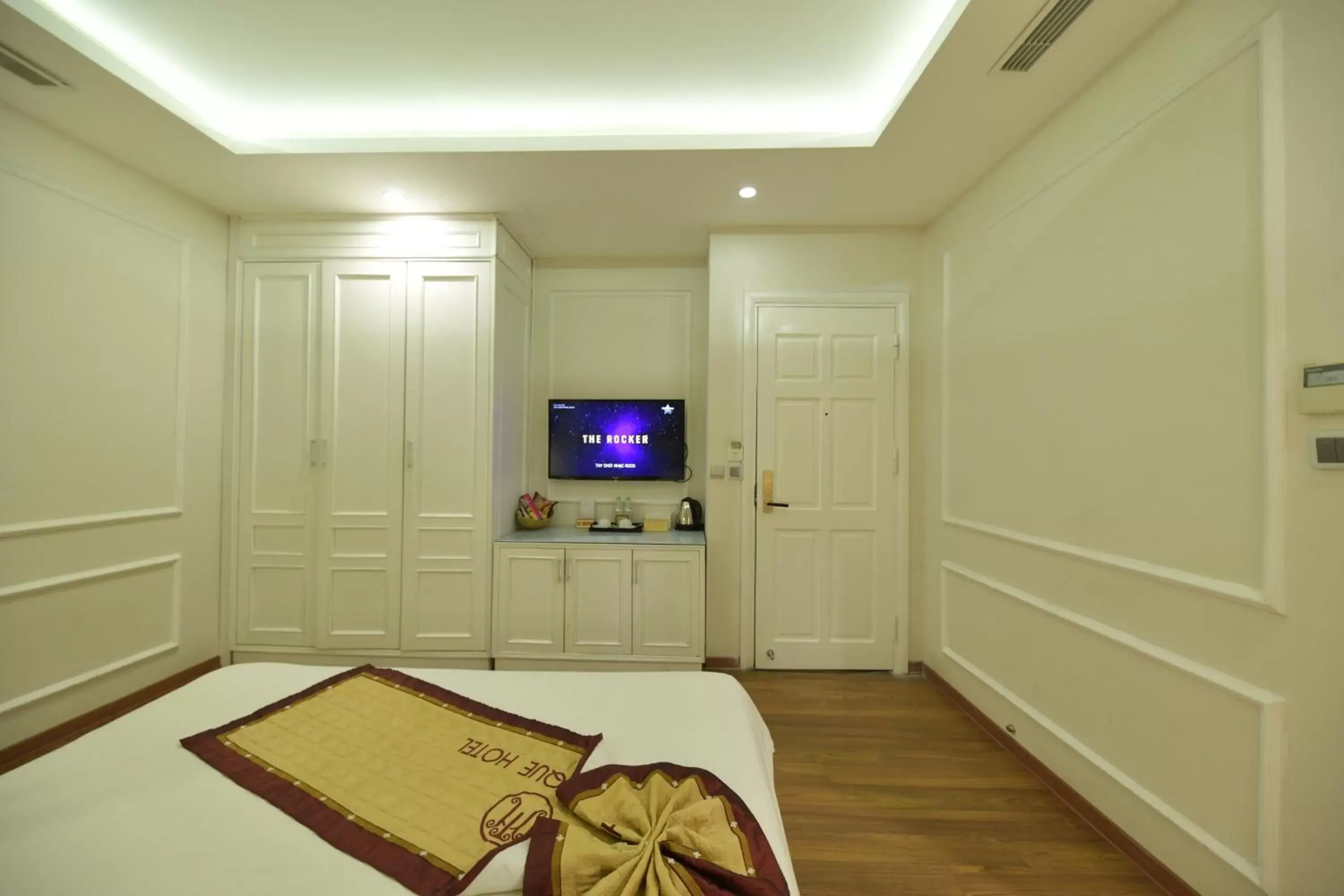 TV/Entertainment Center in Hanoi HM Boutique Hotel