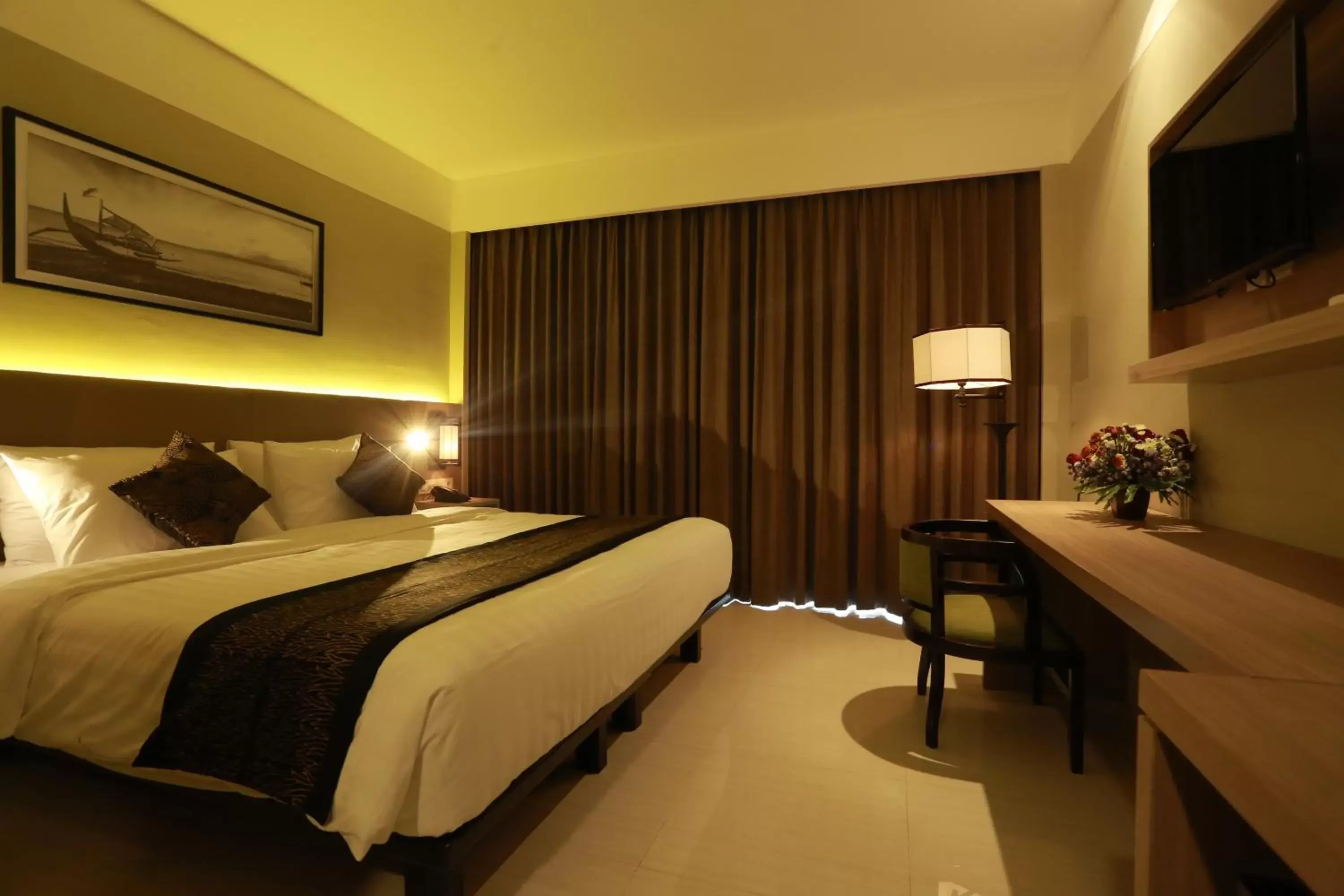 Photo of the whole room, Bed in eL Hotel Banyuwangi