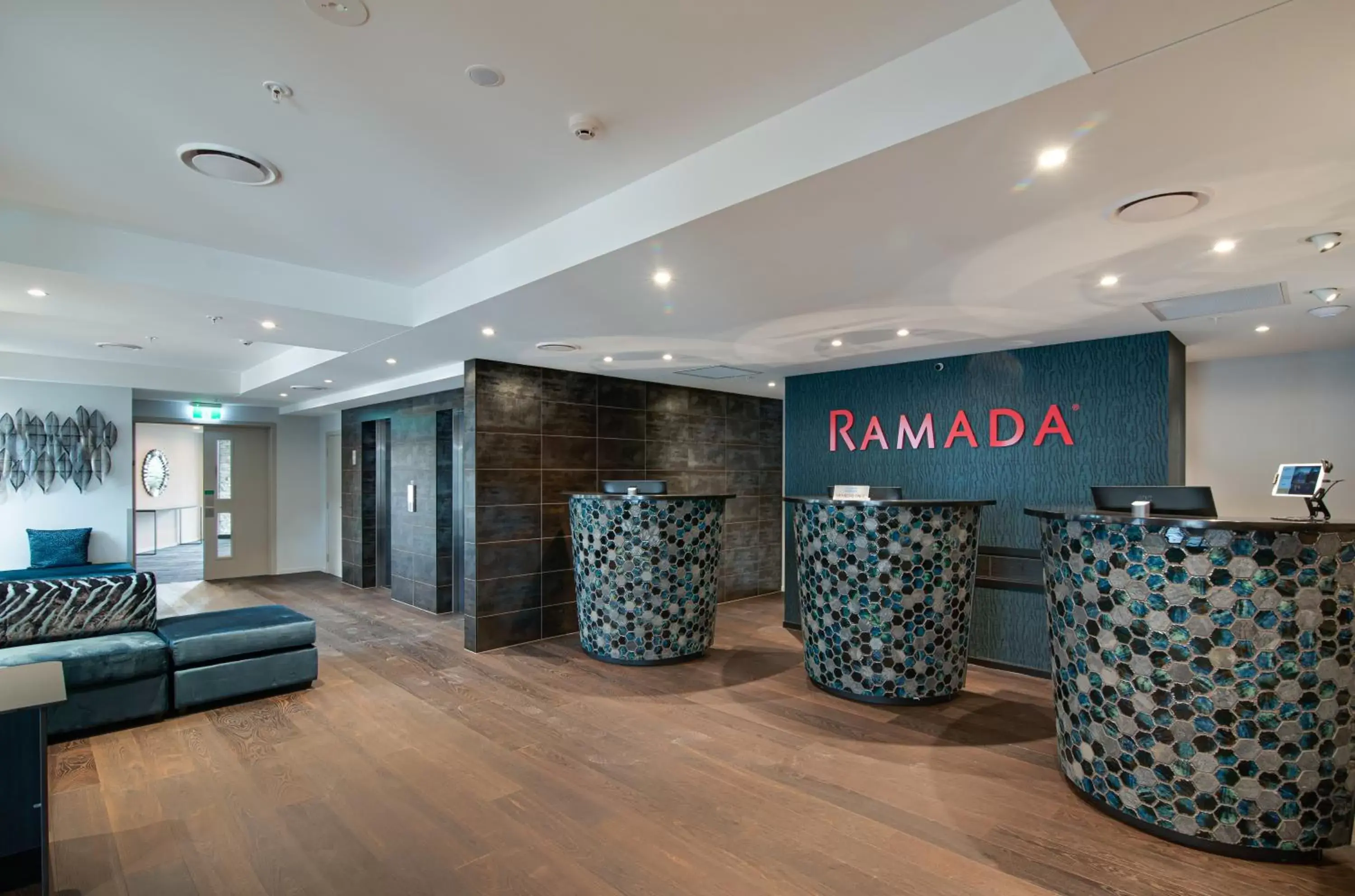 Lobby or reception in Ramada Queenstown Central