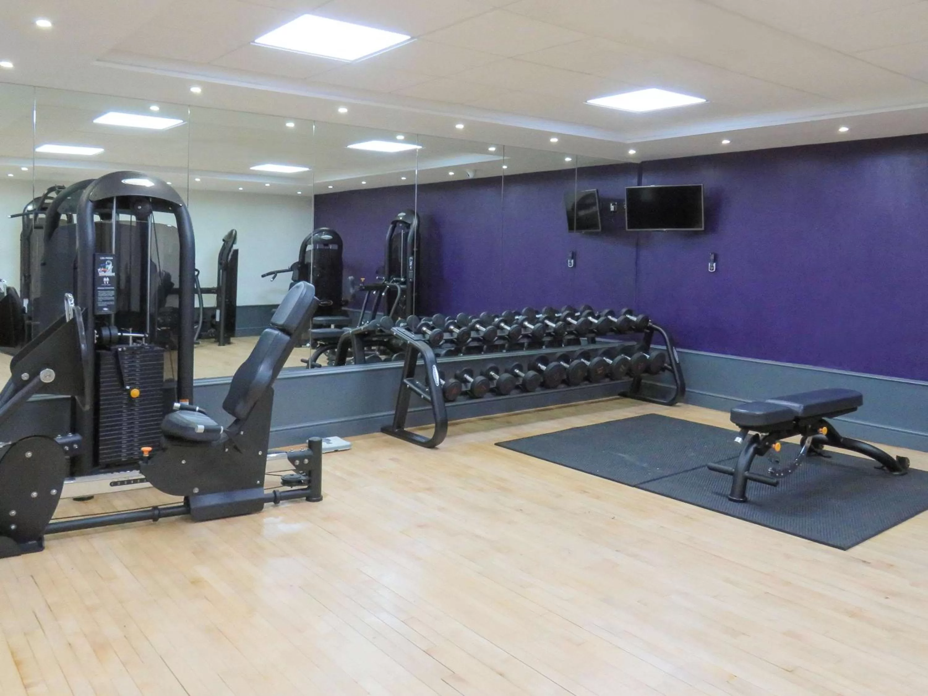 Fitness centre/facilities in Garner Hotel Preston Samlesbury by IHG