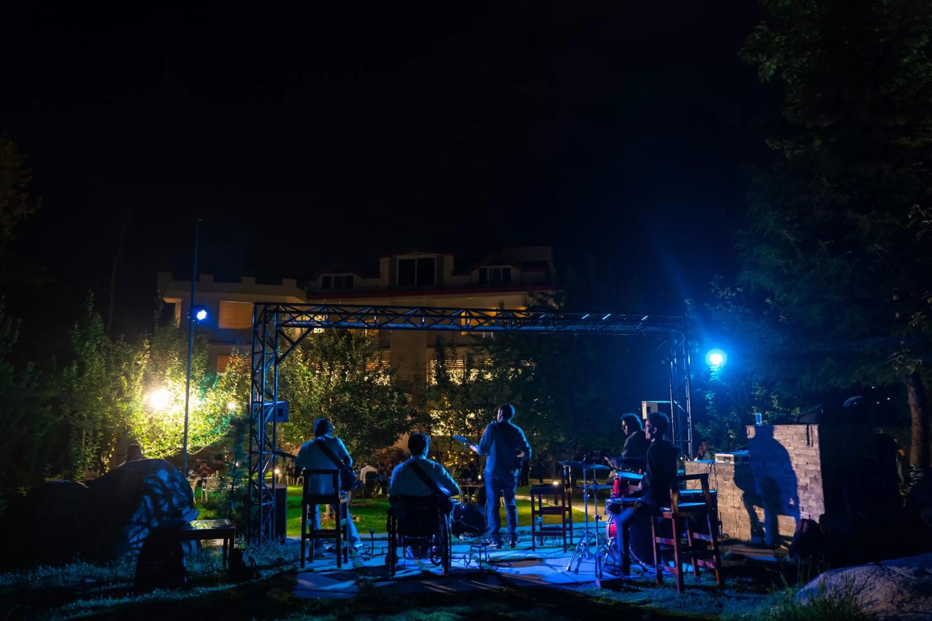 The Allure Grand Resort -A Majestic Riverside Retreat