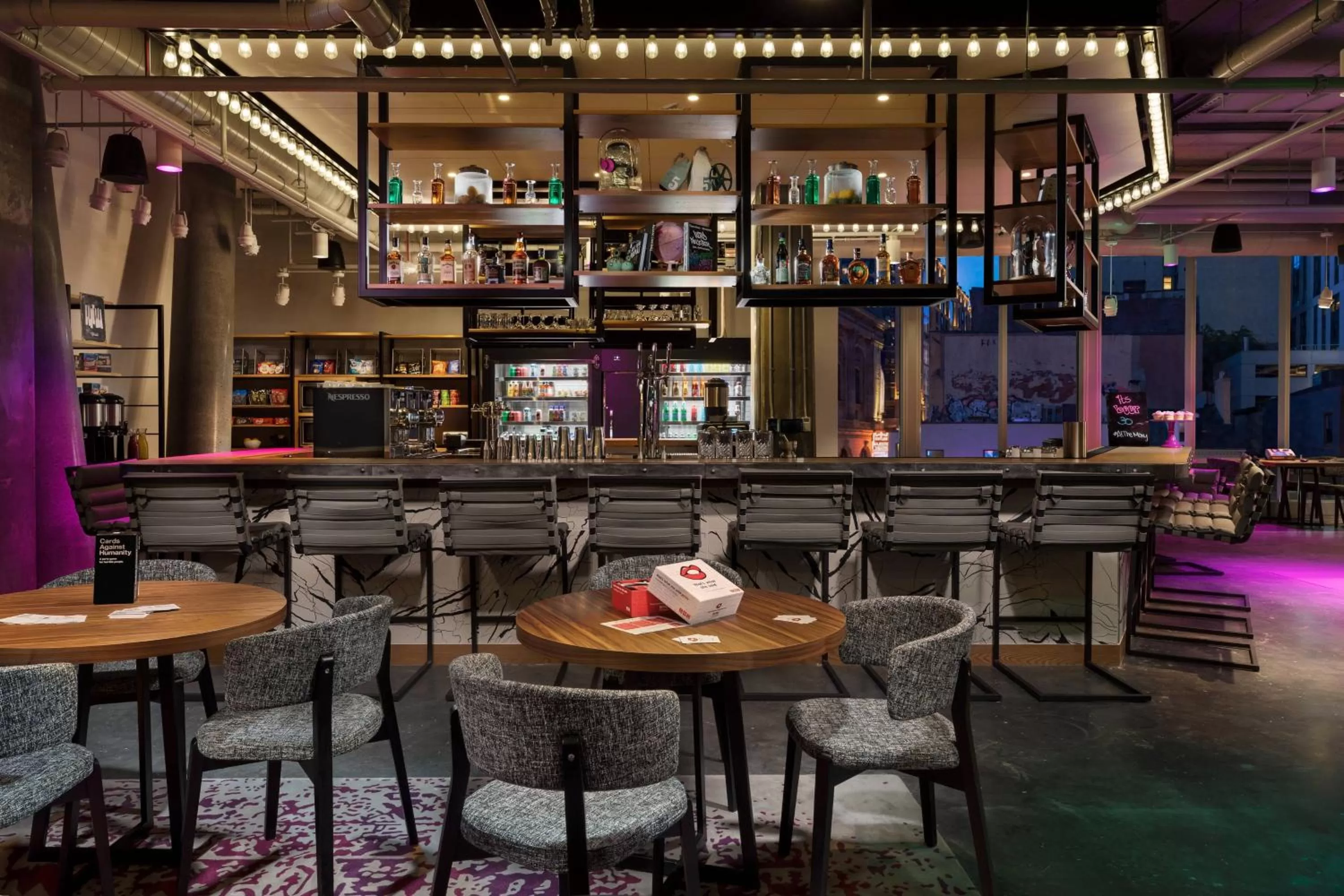 Restaurant/places to eat in Moxy Boston Downtown