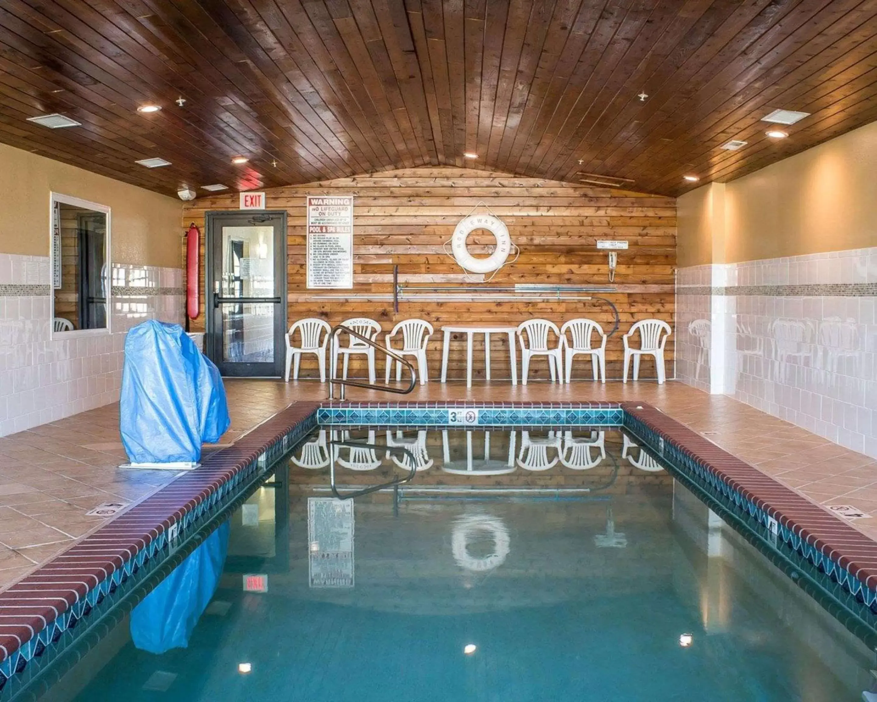 On site, Swimming Pool in Rodeway Inn & Suites - Okoboji