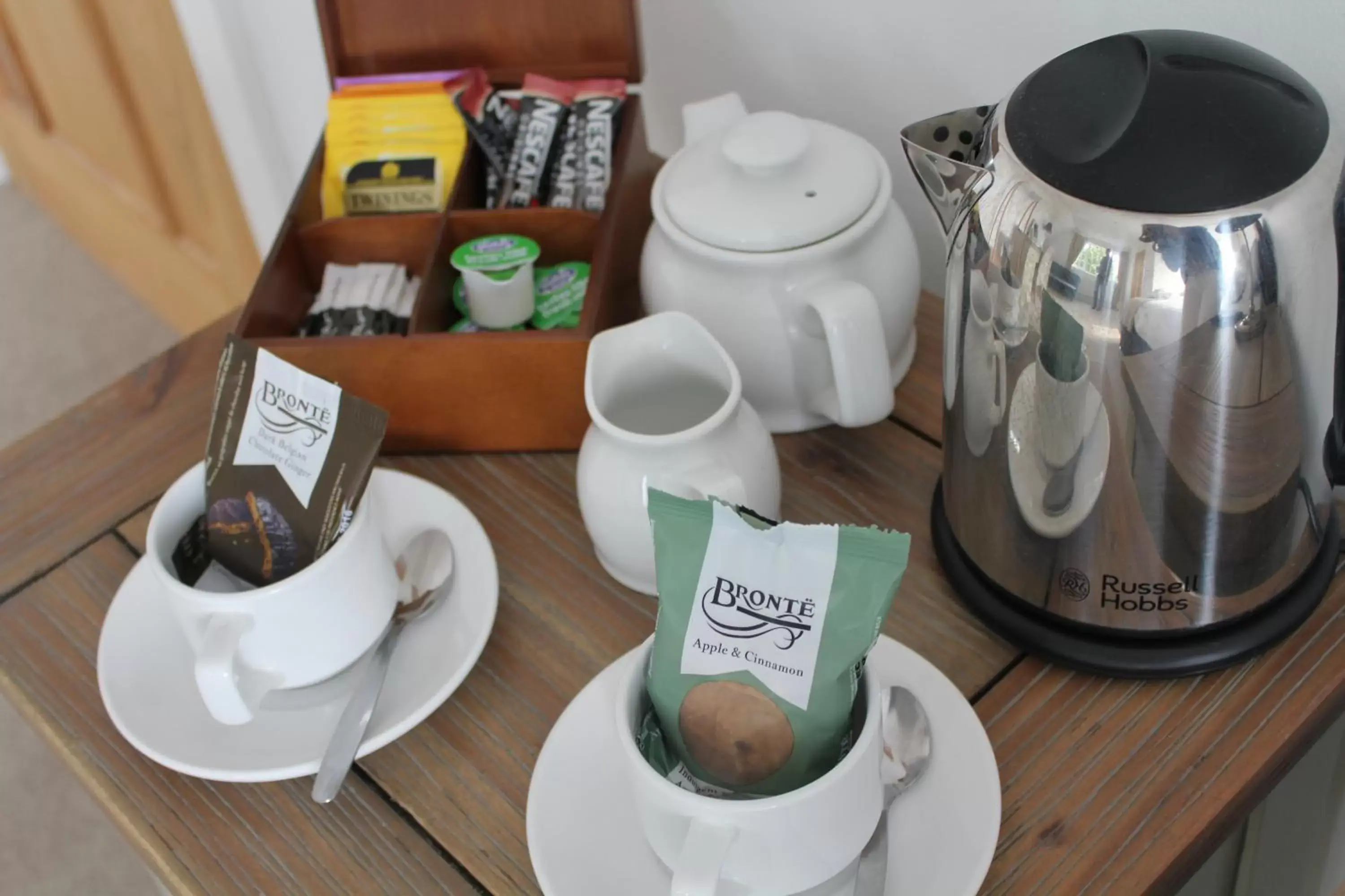 Coffee/Tea Facilities in Three Horseshoes Country Inn