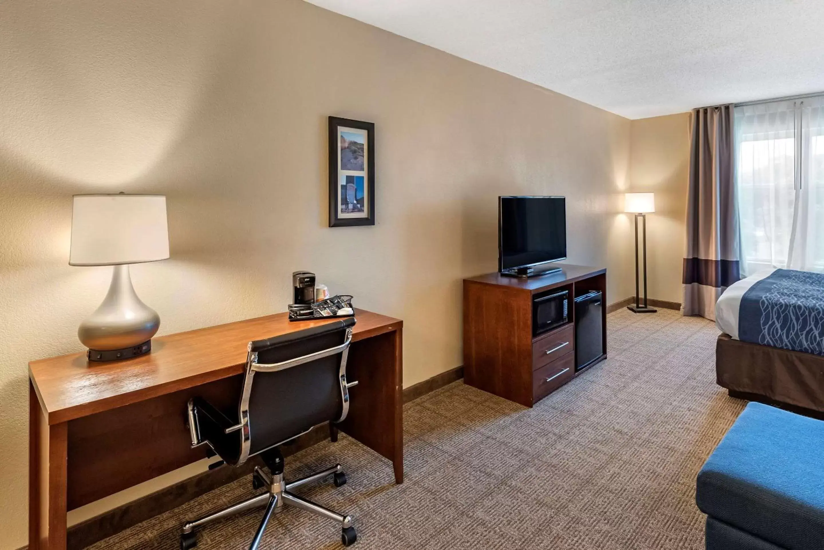 Photo of the whole room, TV/Entertainment Center in Comfort Inn & Suites Virginia Beach-Norfolk Airport